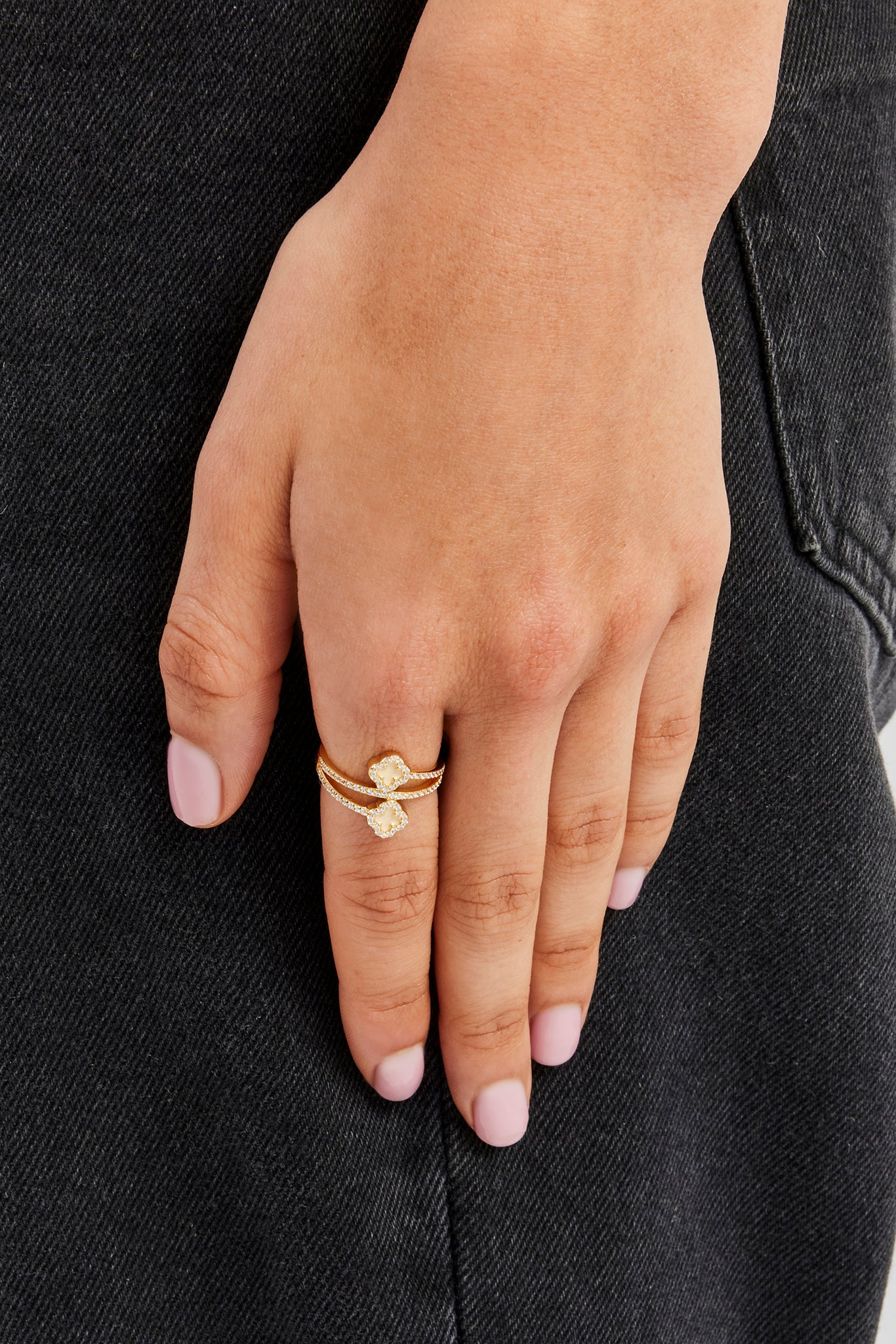 Pastel Lemon Motif Twist Ring - 15mm