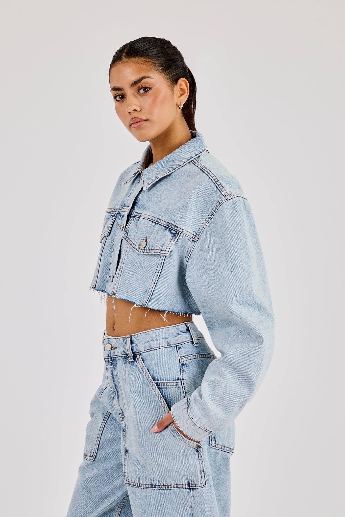 Super Cropped Denim Jacket - Light Blue