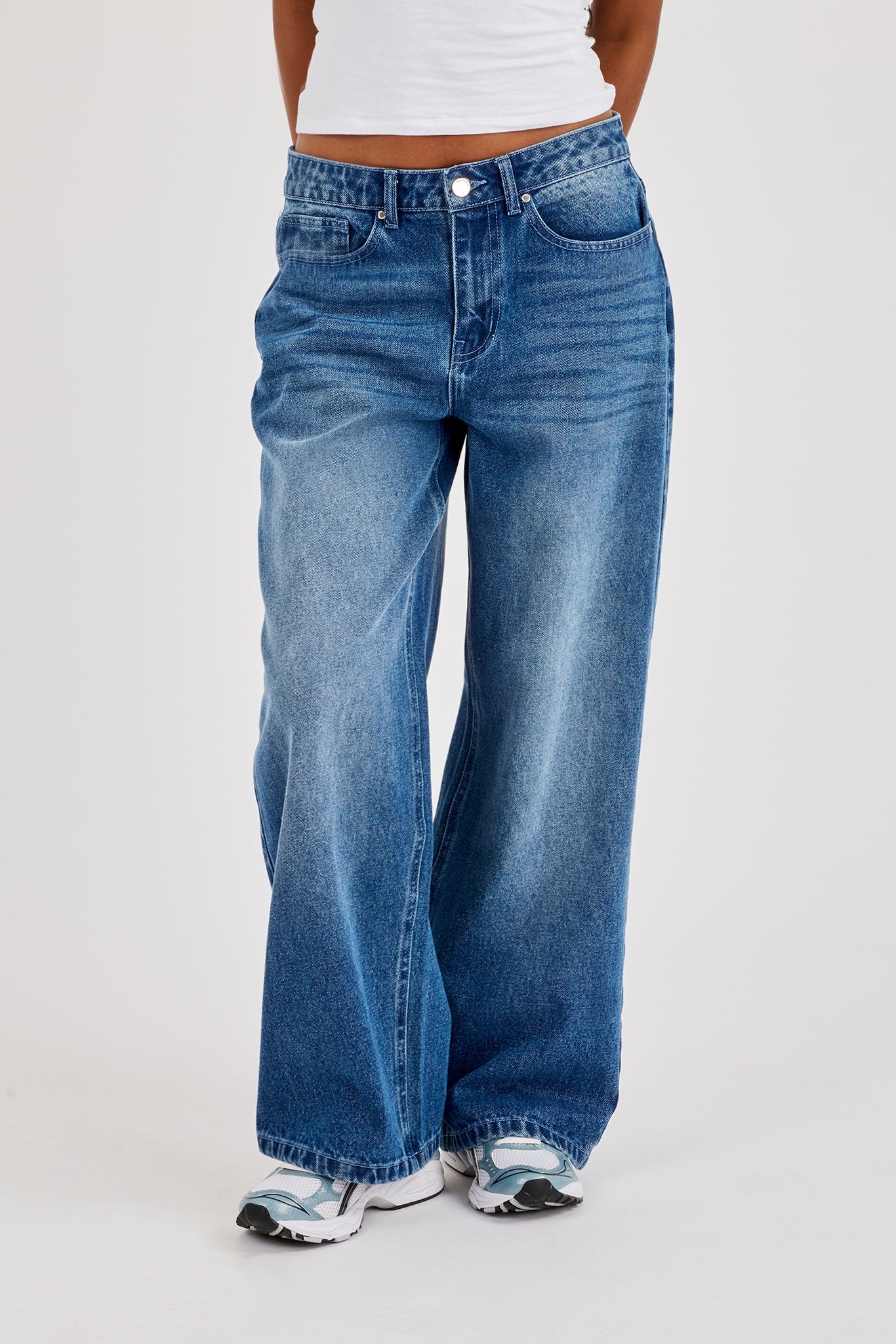 Womens Low Rise Baggy Jean - Mid Blue