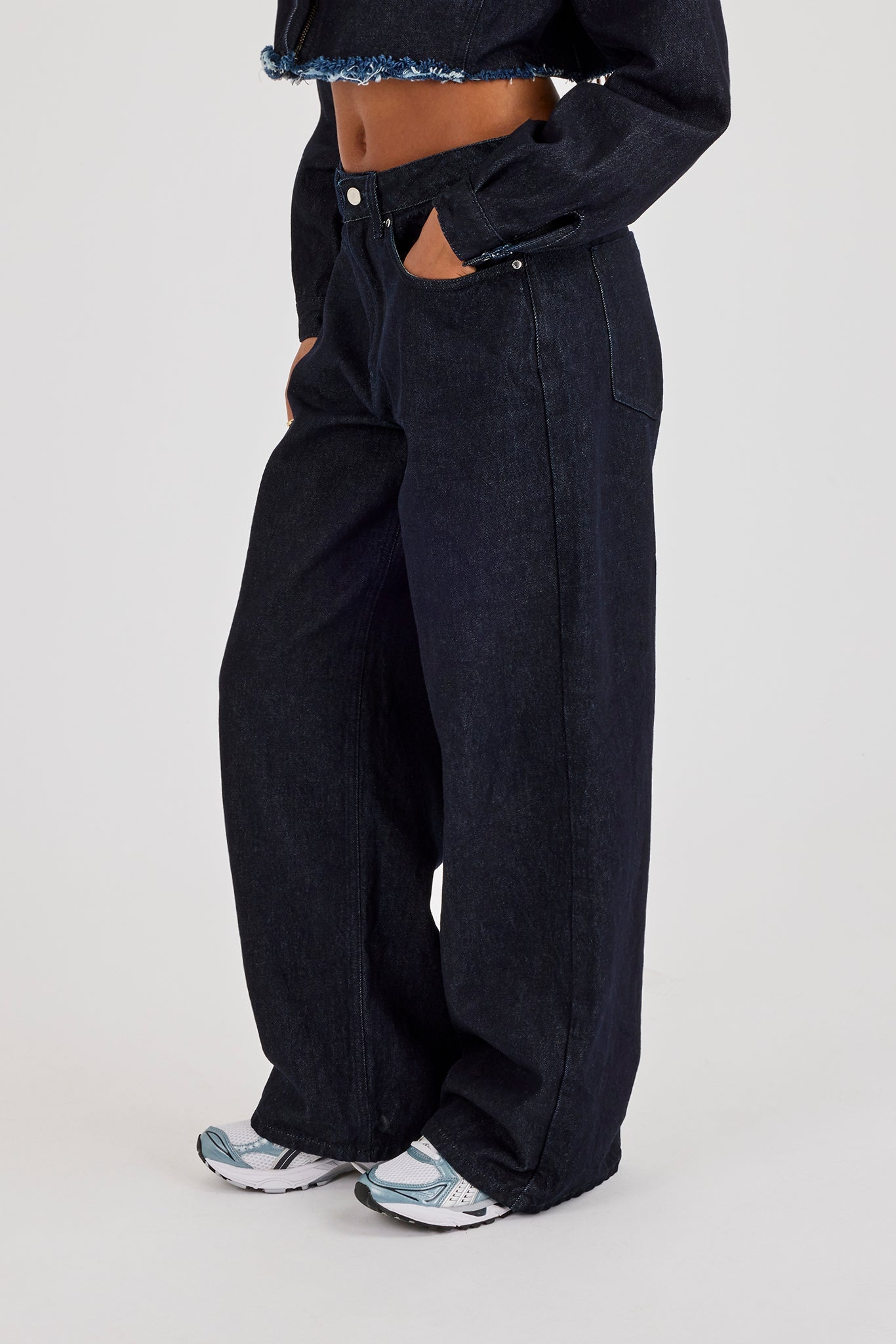 Womens Low Rise Baggy Jean - Indigo