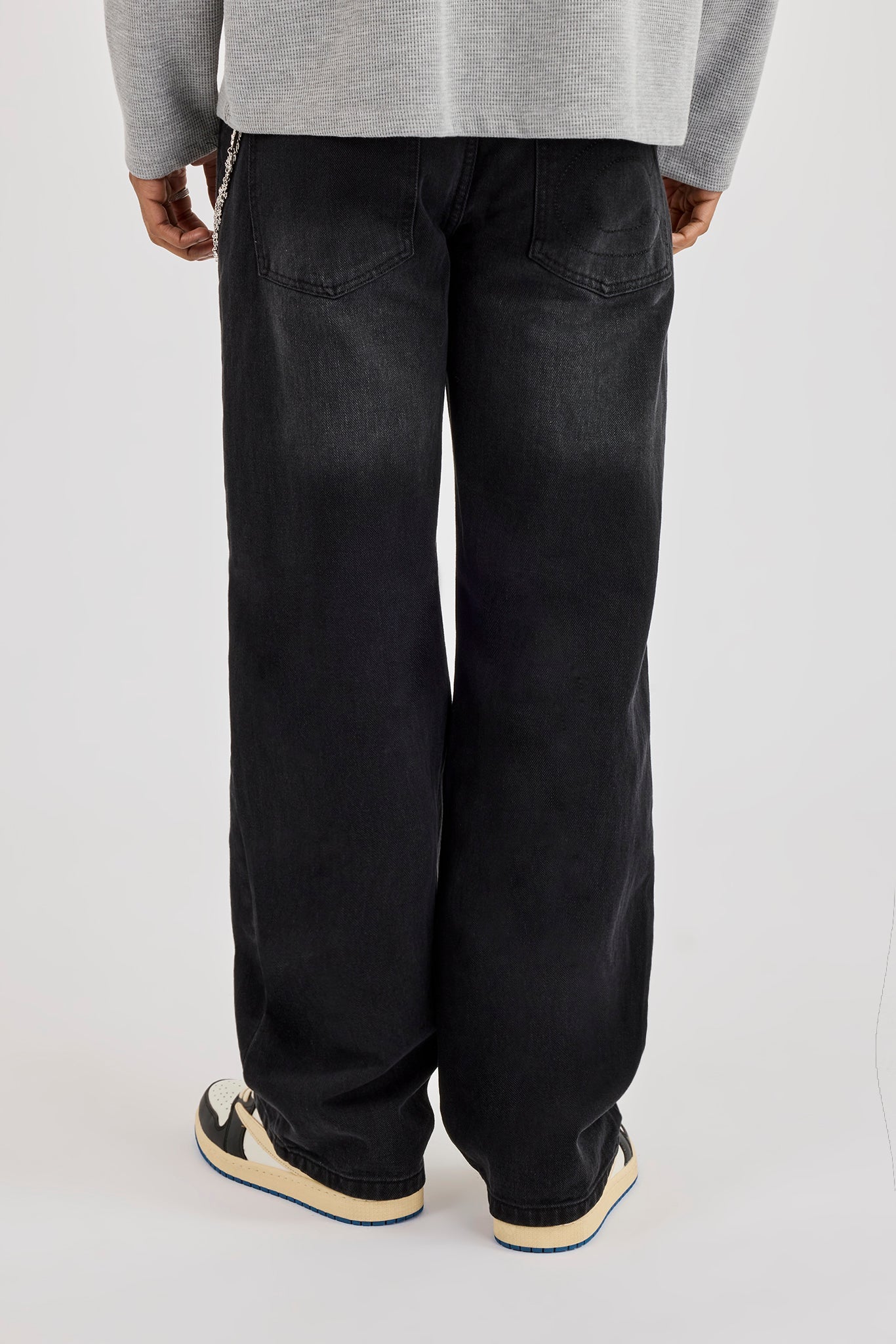 Mens Relaxed Jean & 10mm Polished Double Layer Cross Motif Jean Chain - Washed Black