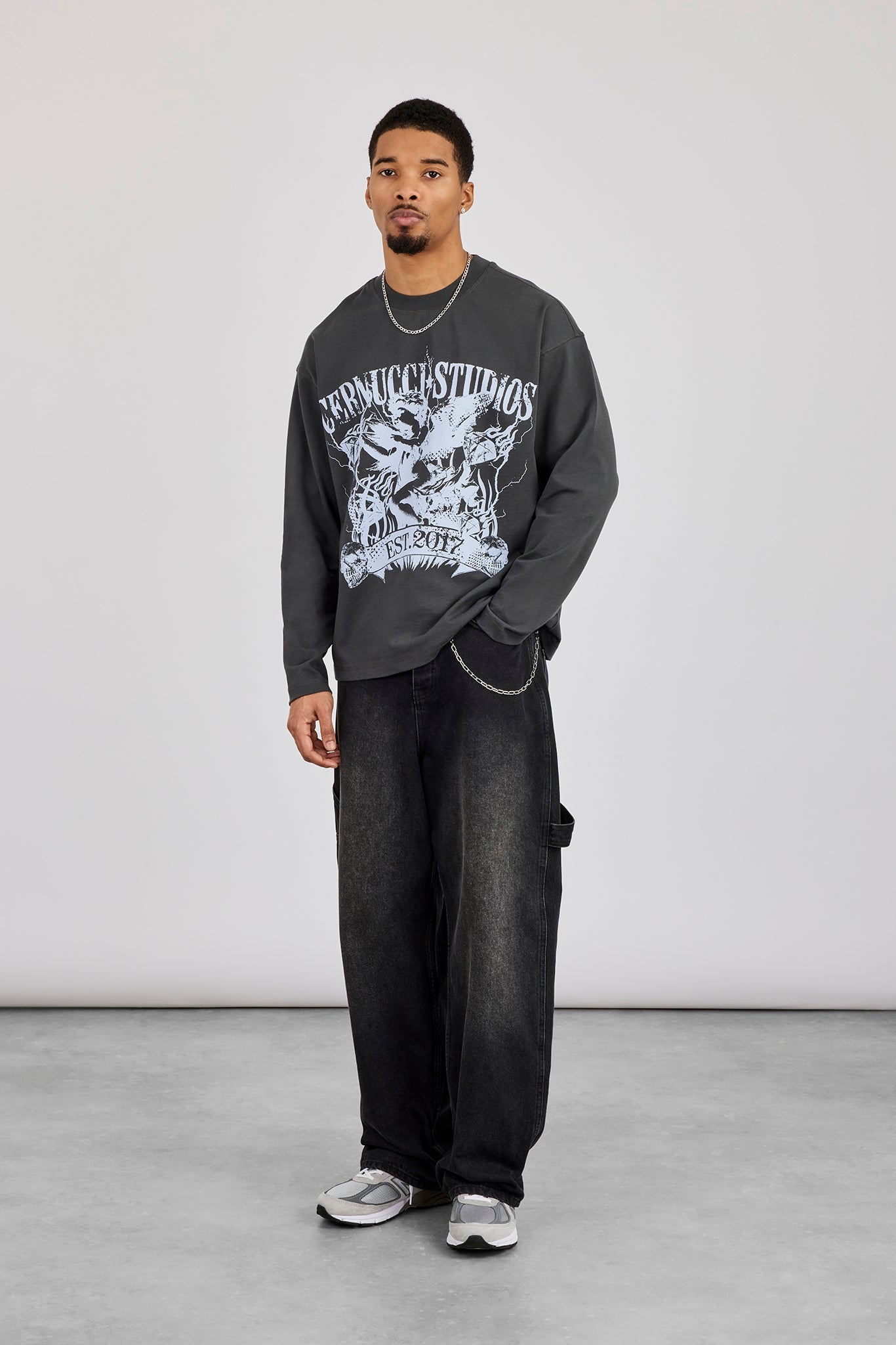 Reversible Long Sleeve Cernucci Studio T-Shirt - Dark Grey