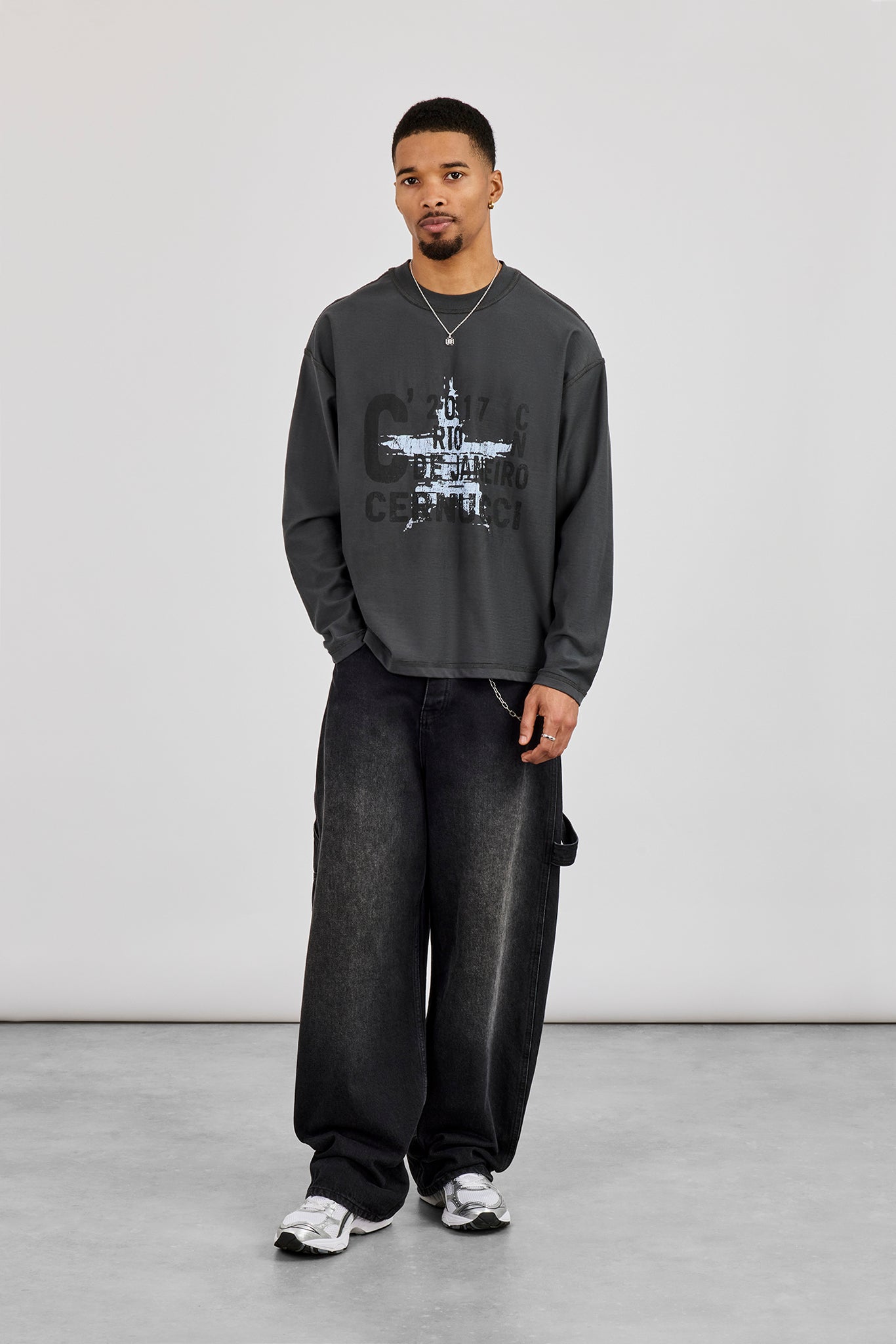 Reversible Long Sleeve Cernucci Studio T-Shirt - Dark Grey