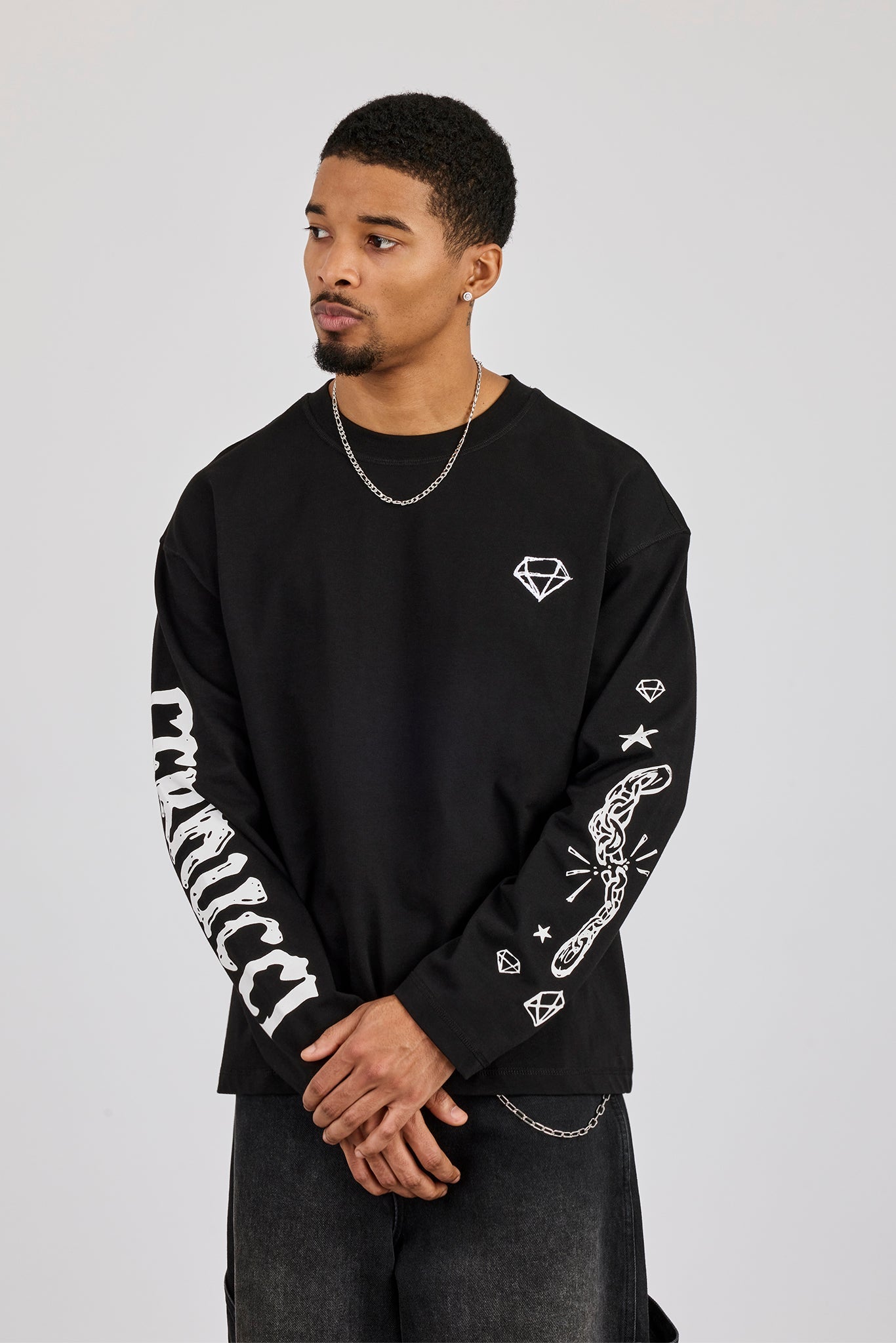 Long Sleeve CN Graphic T-Shirt - Black