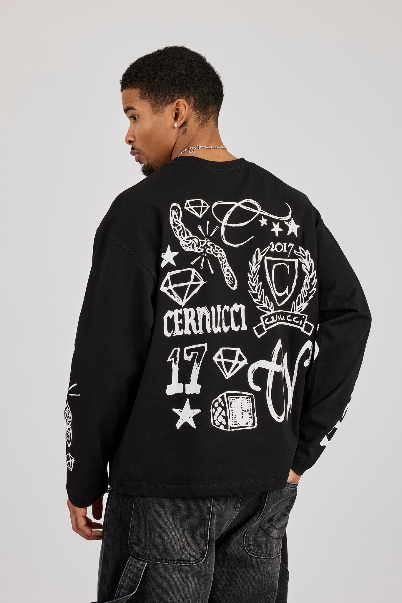 Long Sleeve CN Graphic T-Shirt - Black