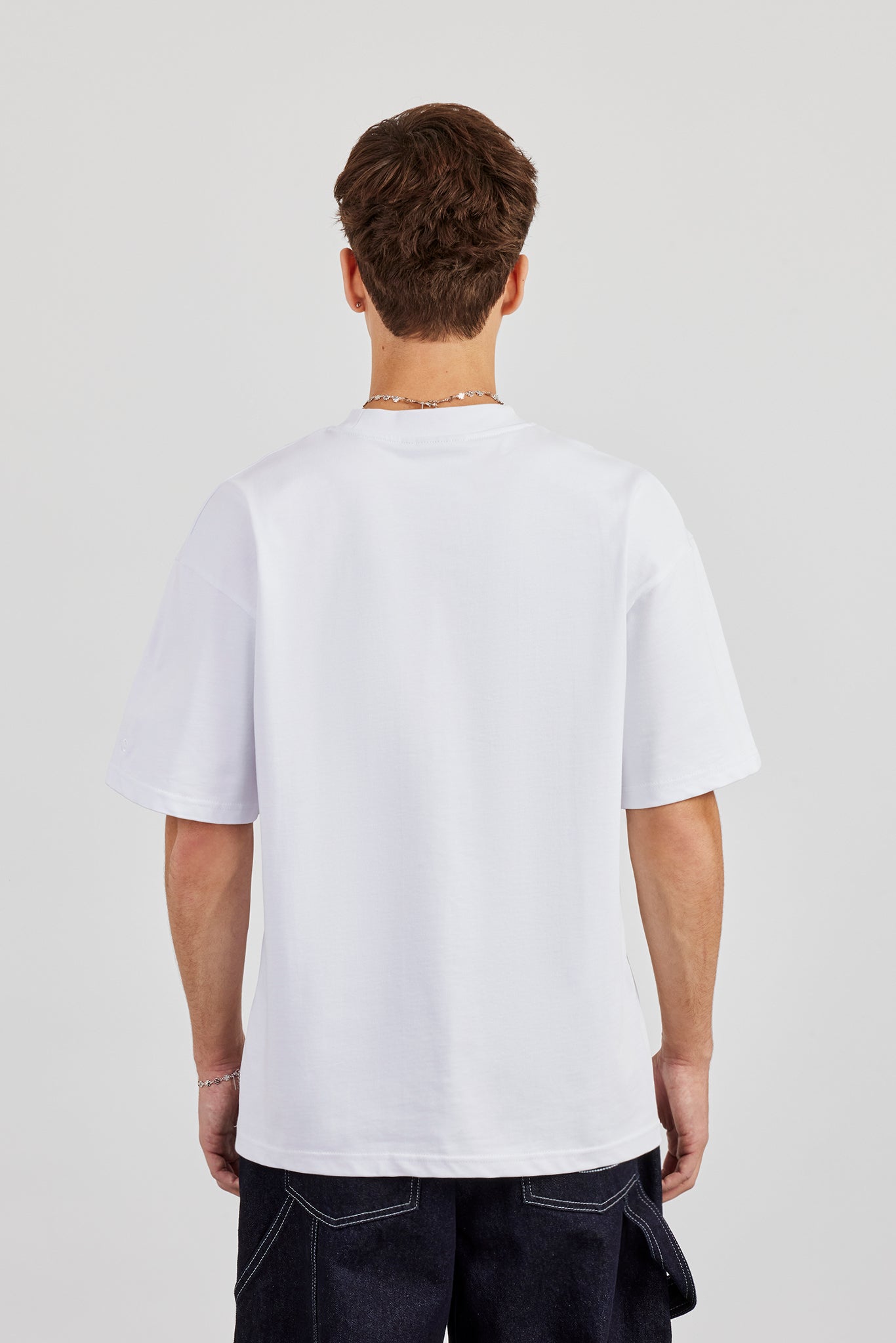 Novel core Tシャツ White OVER Cernucci Oversized T-Shirt - White | Mens Tees & Vests | Shop T
