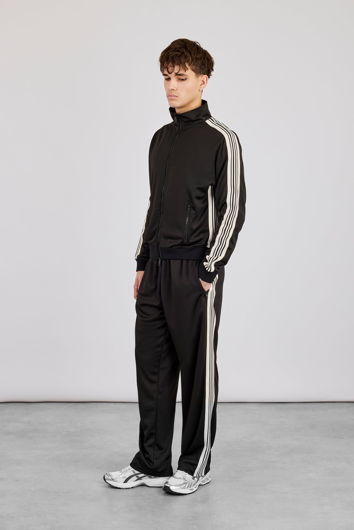 Men's Regular Poly Smooth Taping Track Top & Track Pant - Black