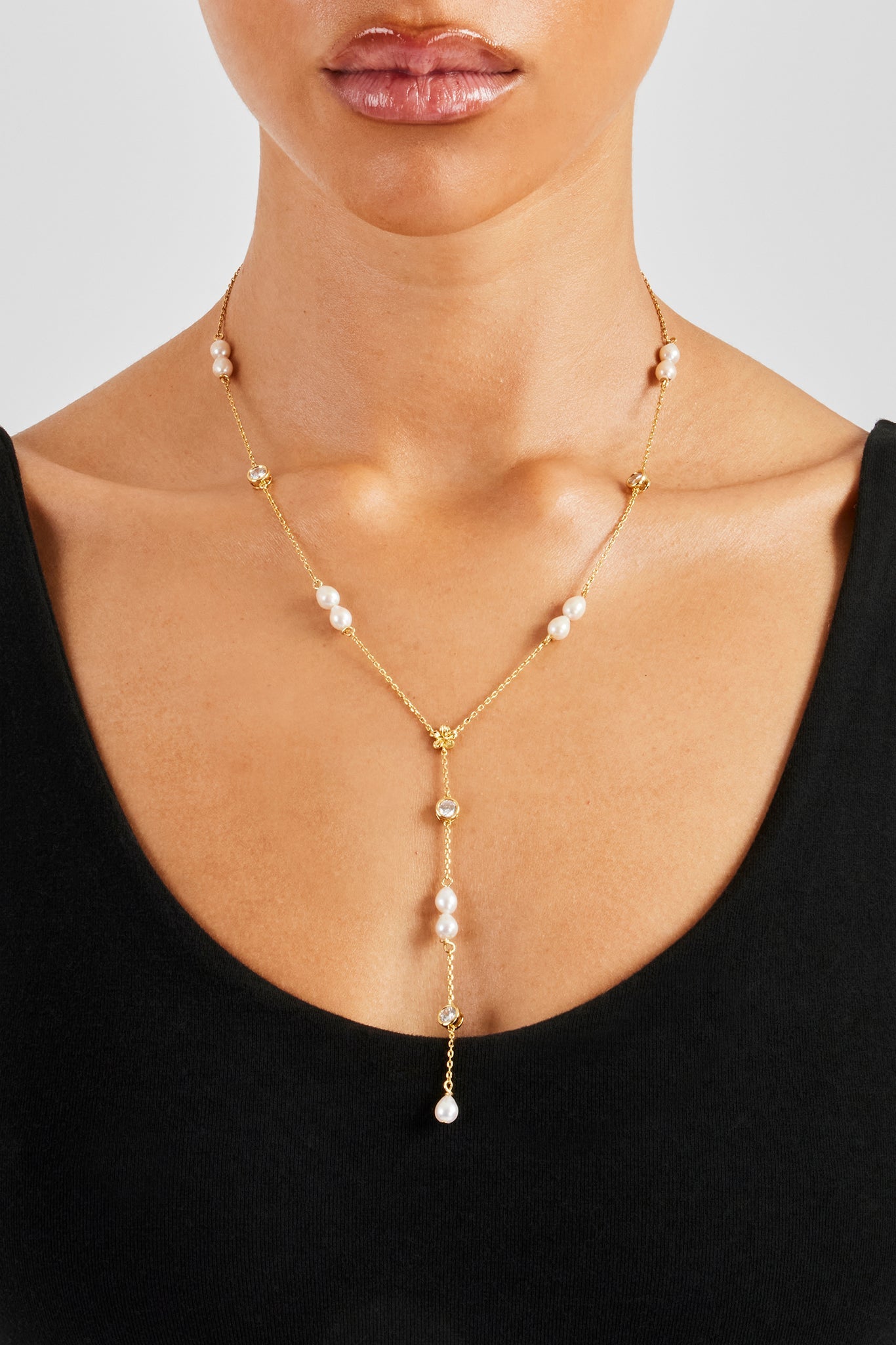 Drop Freshwater Pearl Flower Necklace - 5mm