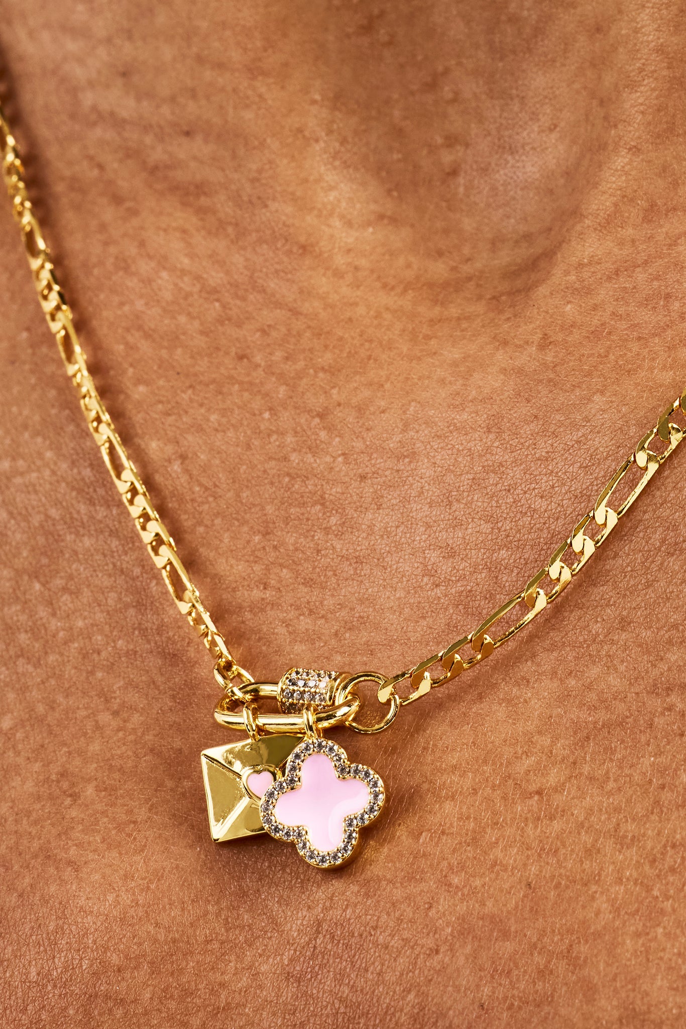Iced Bar Pendant & Pink Enamel Motif Necklace & Bracelet - 10mm -  Gold