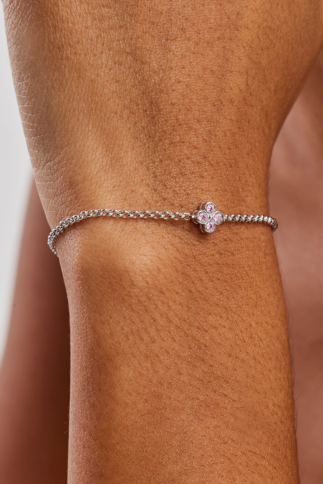 Iced Pink Motif Rolo Bracelet - 6mm - Gold