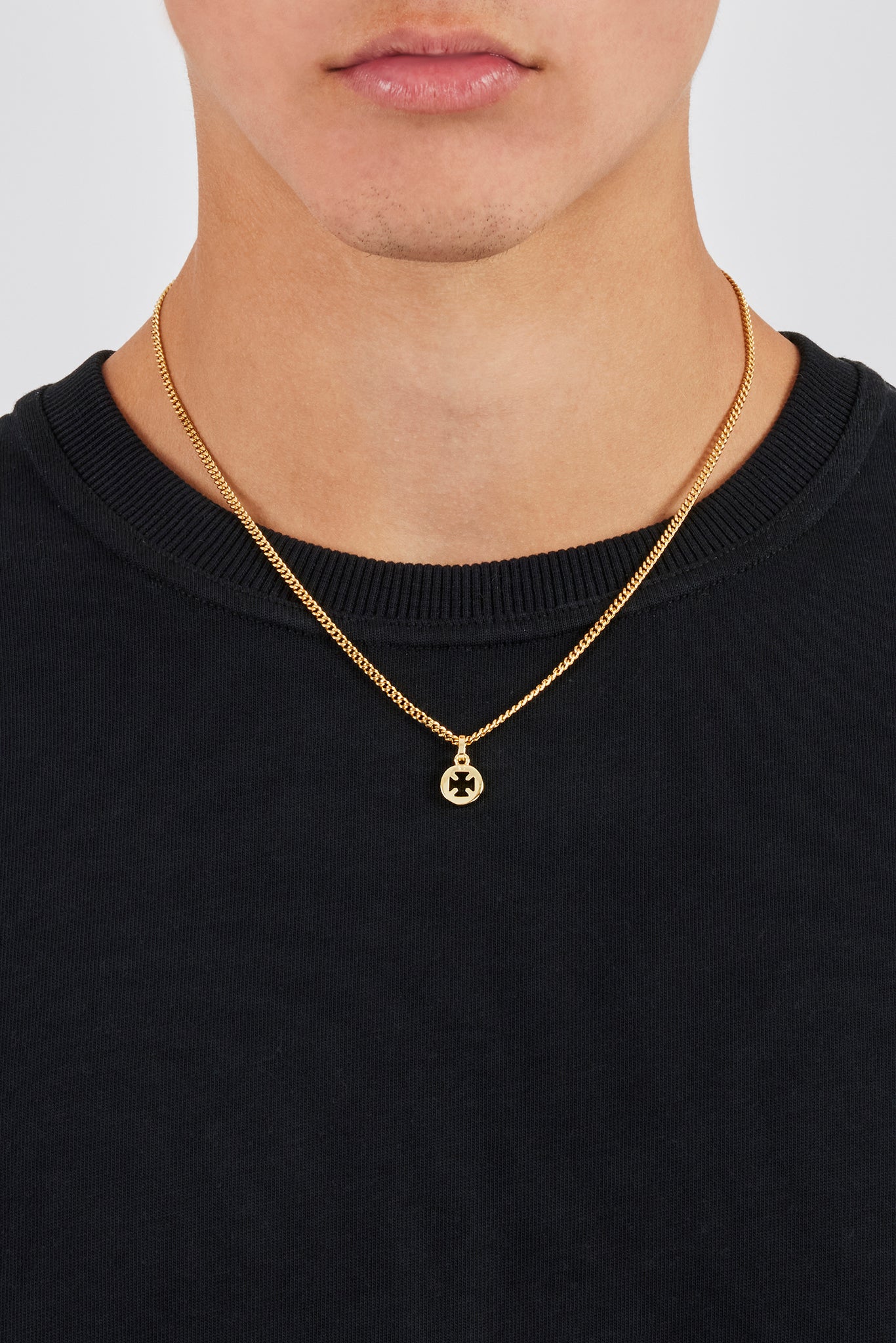 Micro Polished Motif Cut Out Necklace - 10mm - Gold