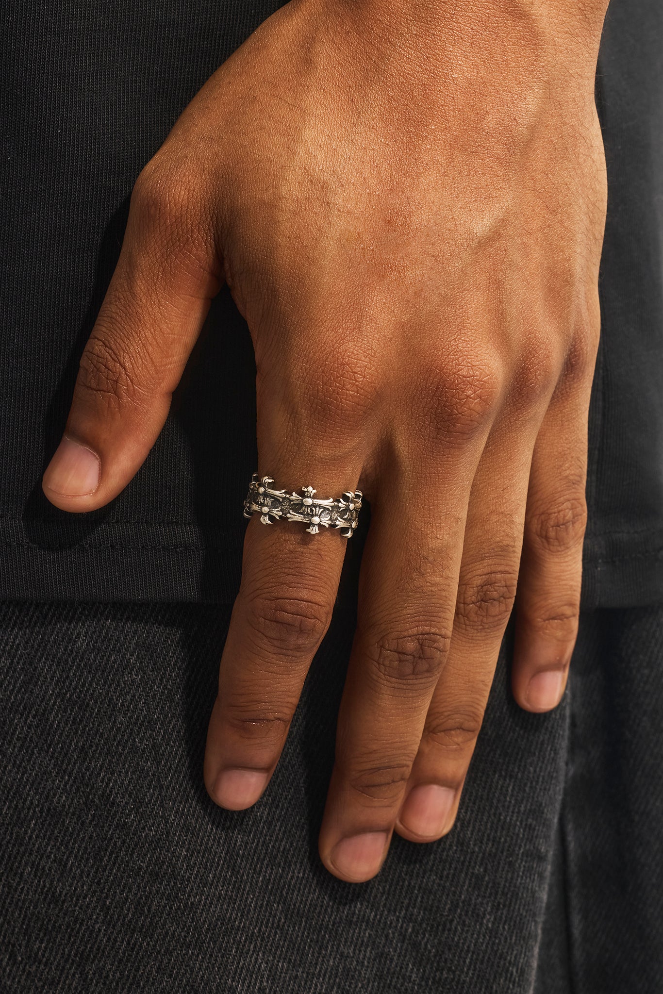 Multi Cross Oxidised Band Ring - 10mm - White