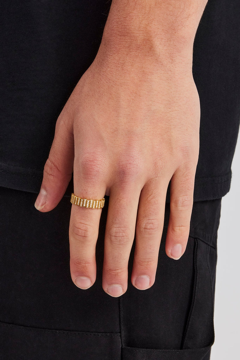 Panelled Iced Ring - 6mm - Gold