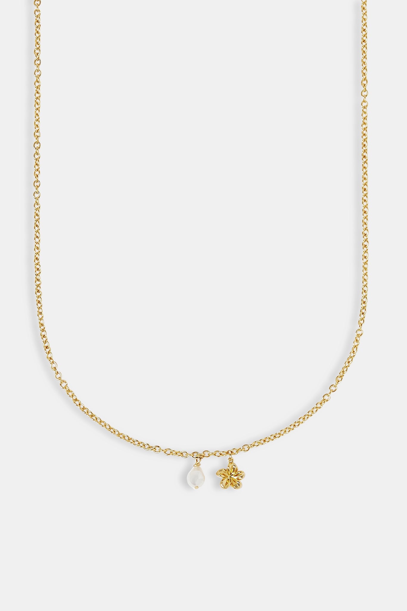 Polished Flower Pearl Necklace - 12mm