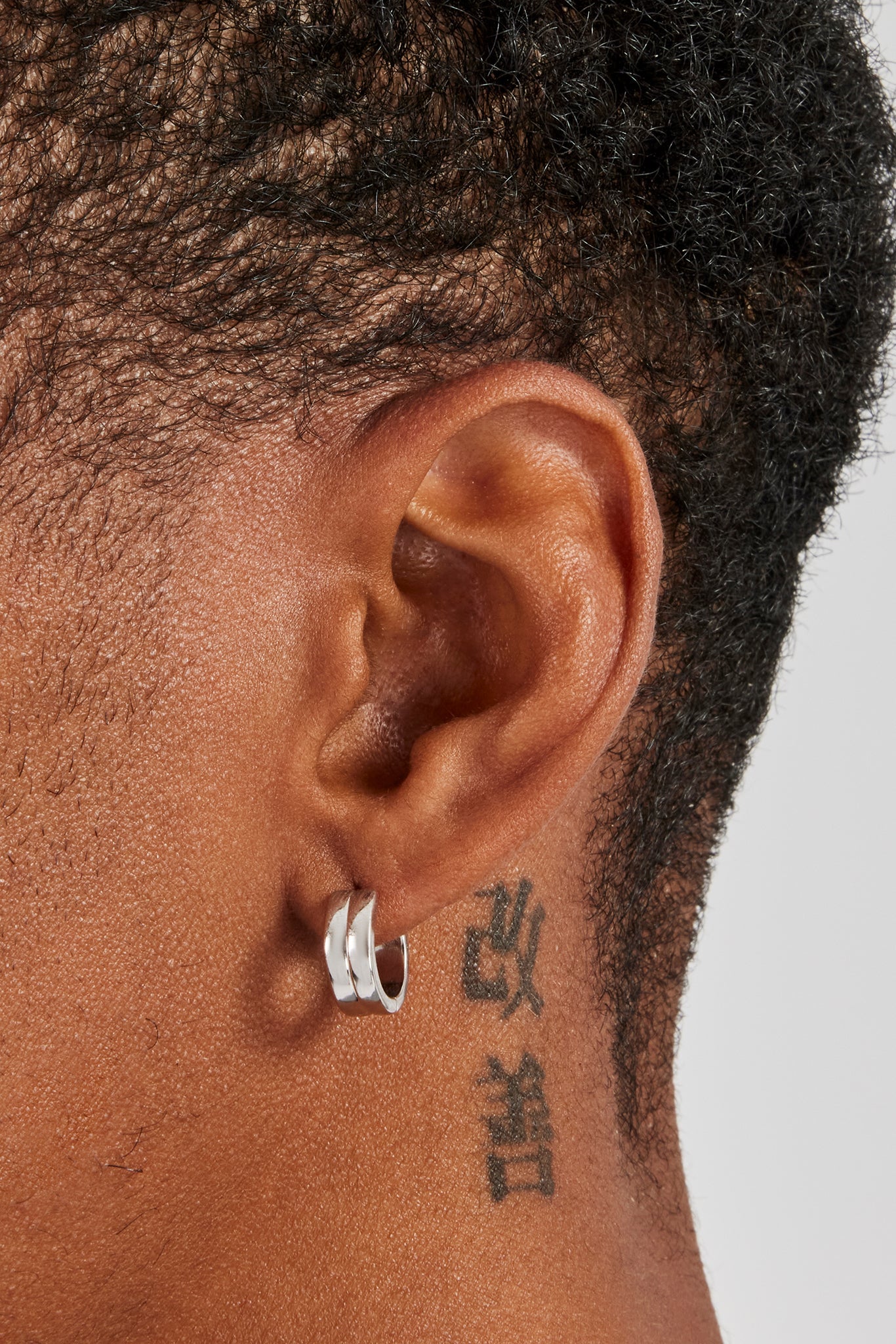 Polished Round Huggie Earrings - 10mm