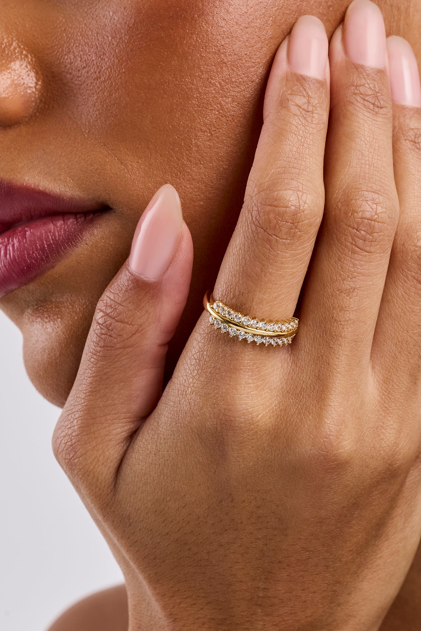 Iced & Polished Oval Band Ring - Gold
