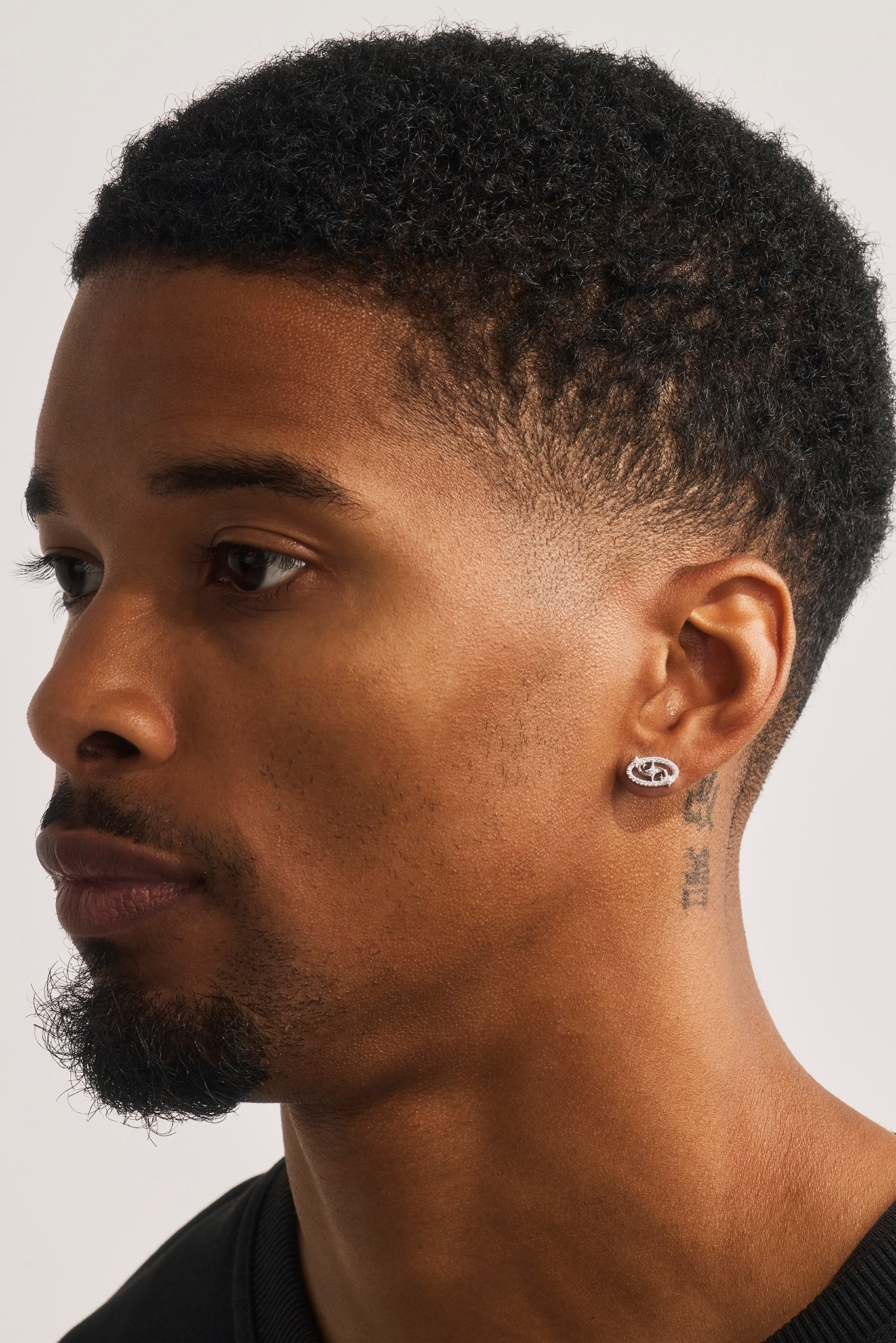 Iced Motif Star Stud Earrings - 7mm - White