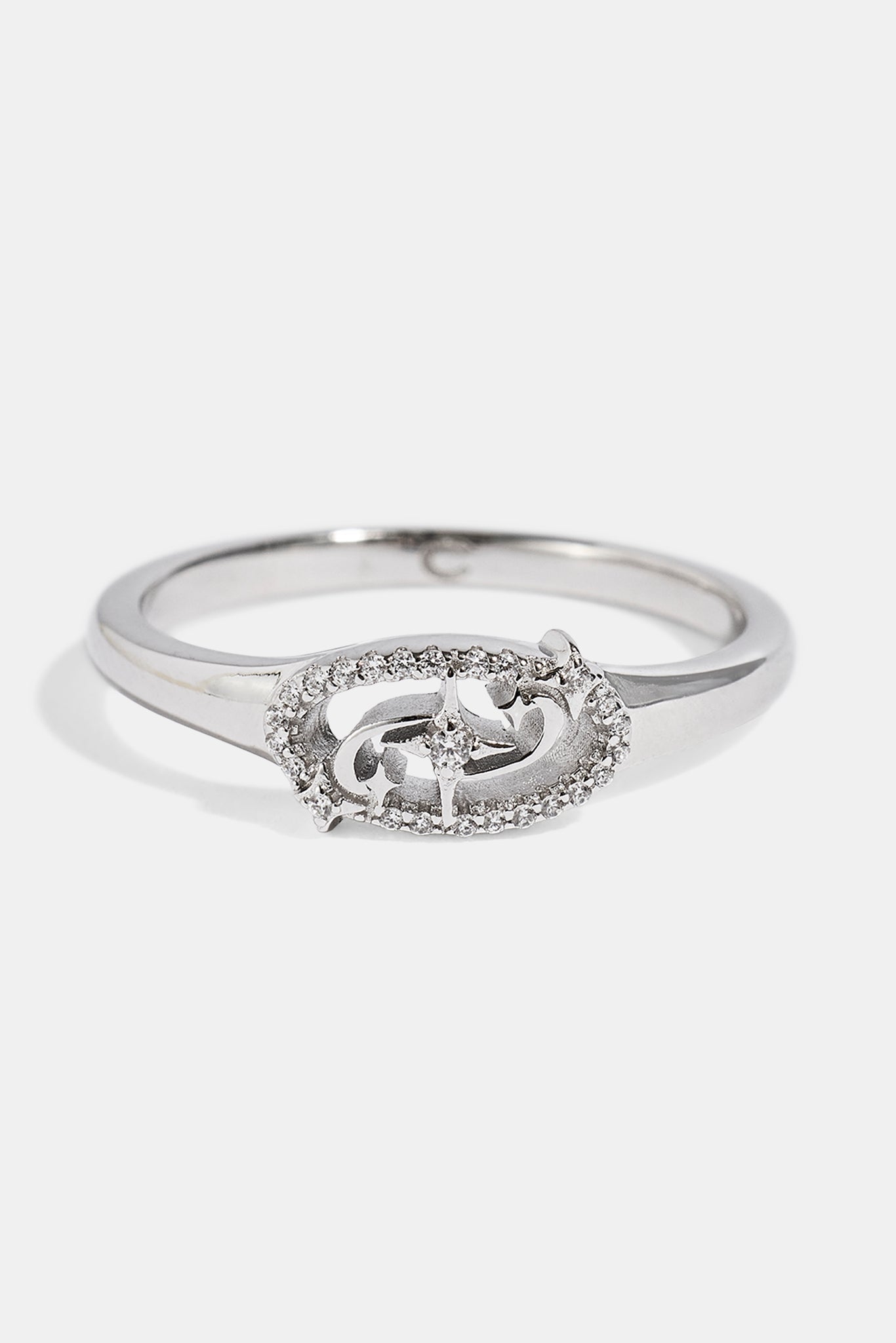 Iced Motif Star Band Ring - 7mm - White