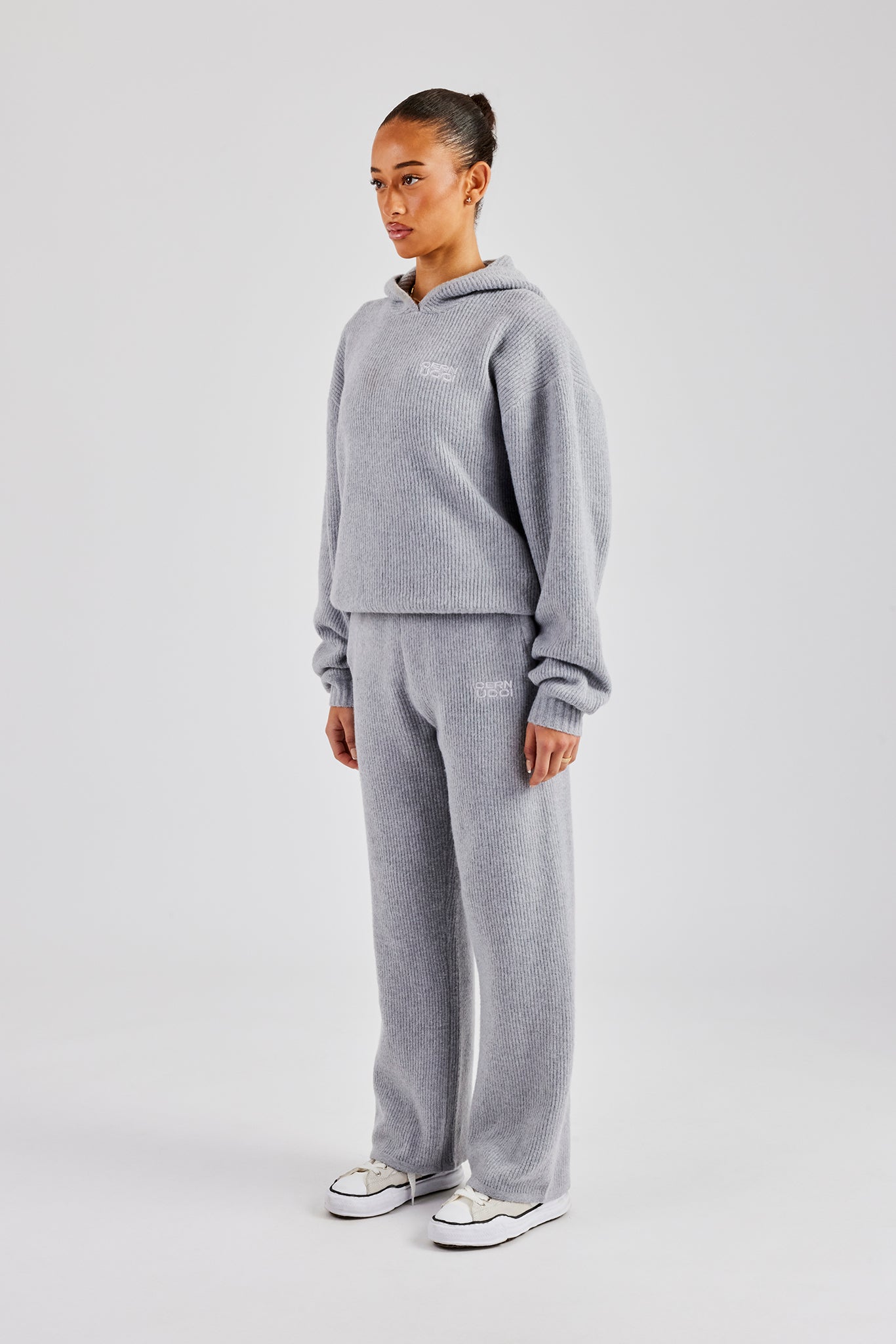 Knit Boxy Embroidered Tracksuit - Grey