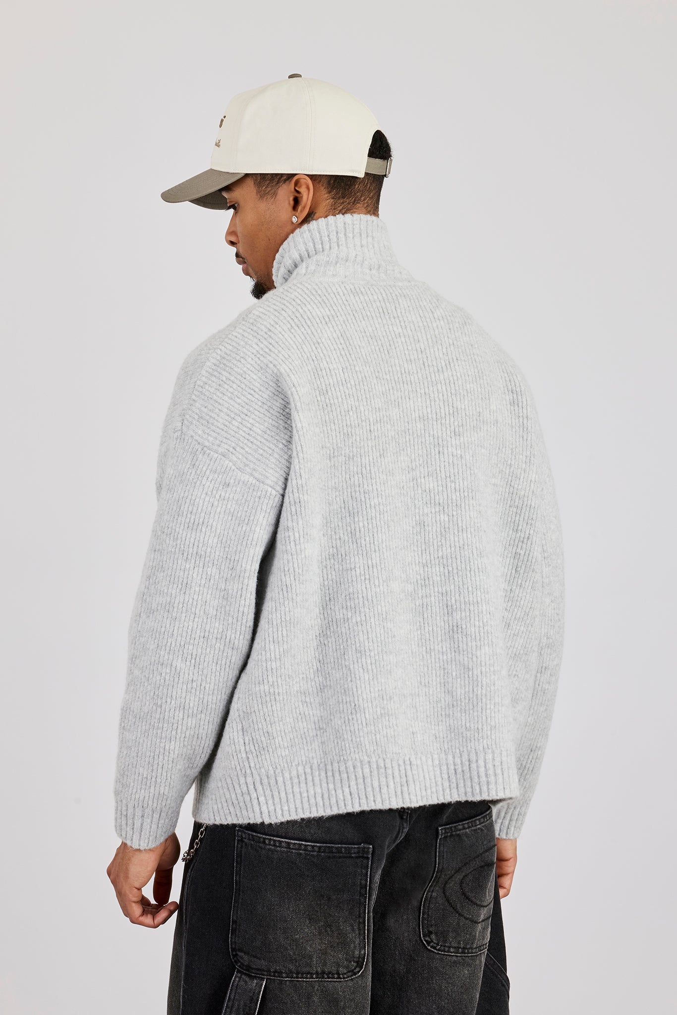 Chunky Knitted Funnel Neck - Grey