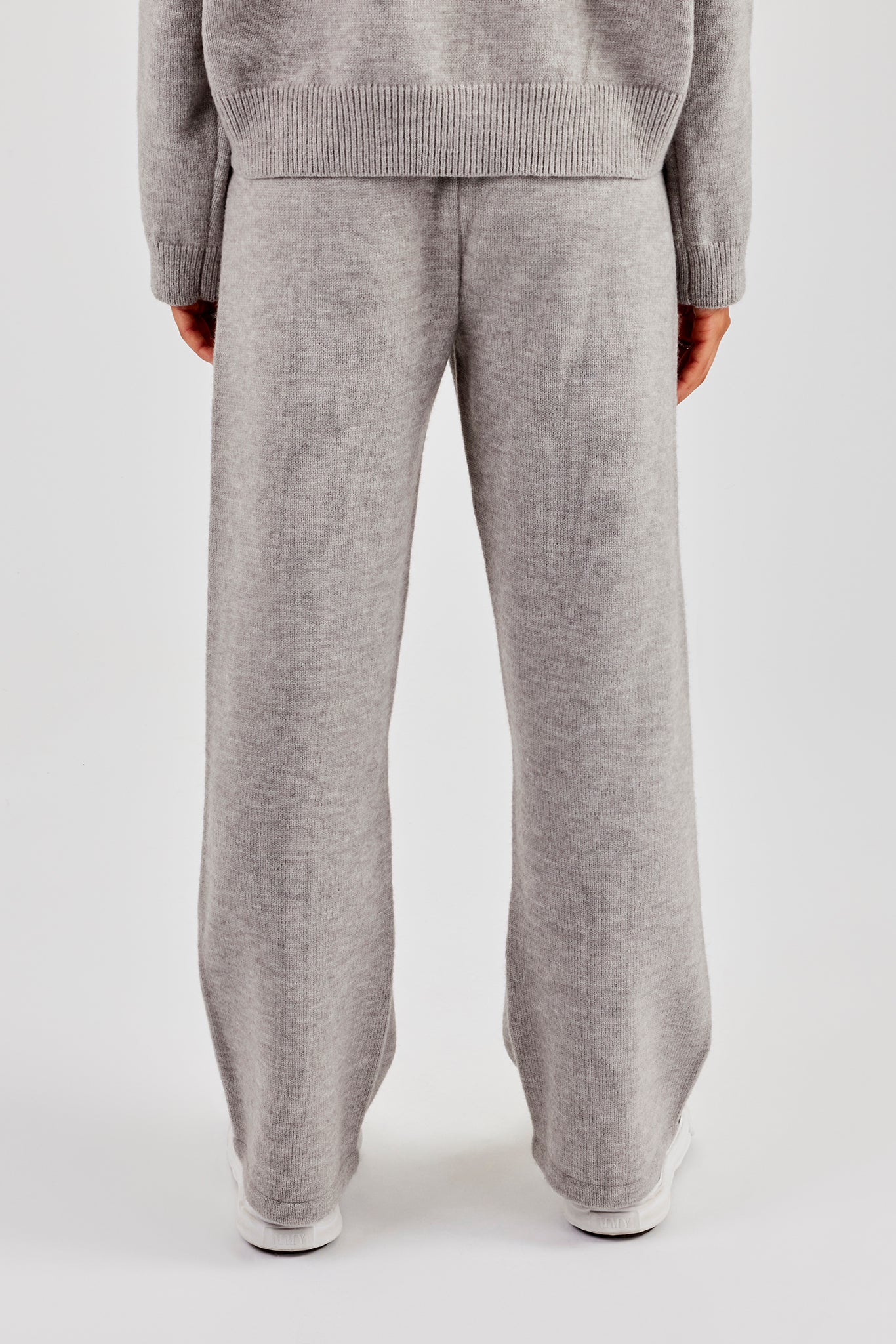 Fluffy Intarsia Wide Leg Jogger - Grey