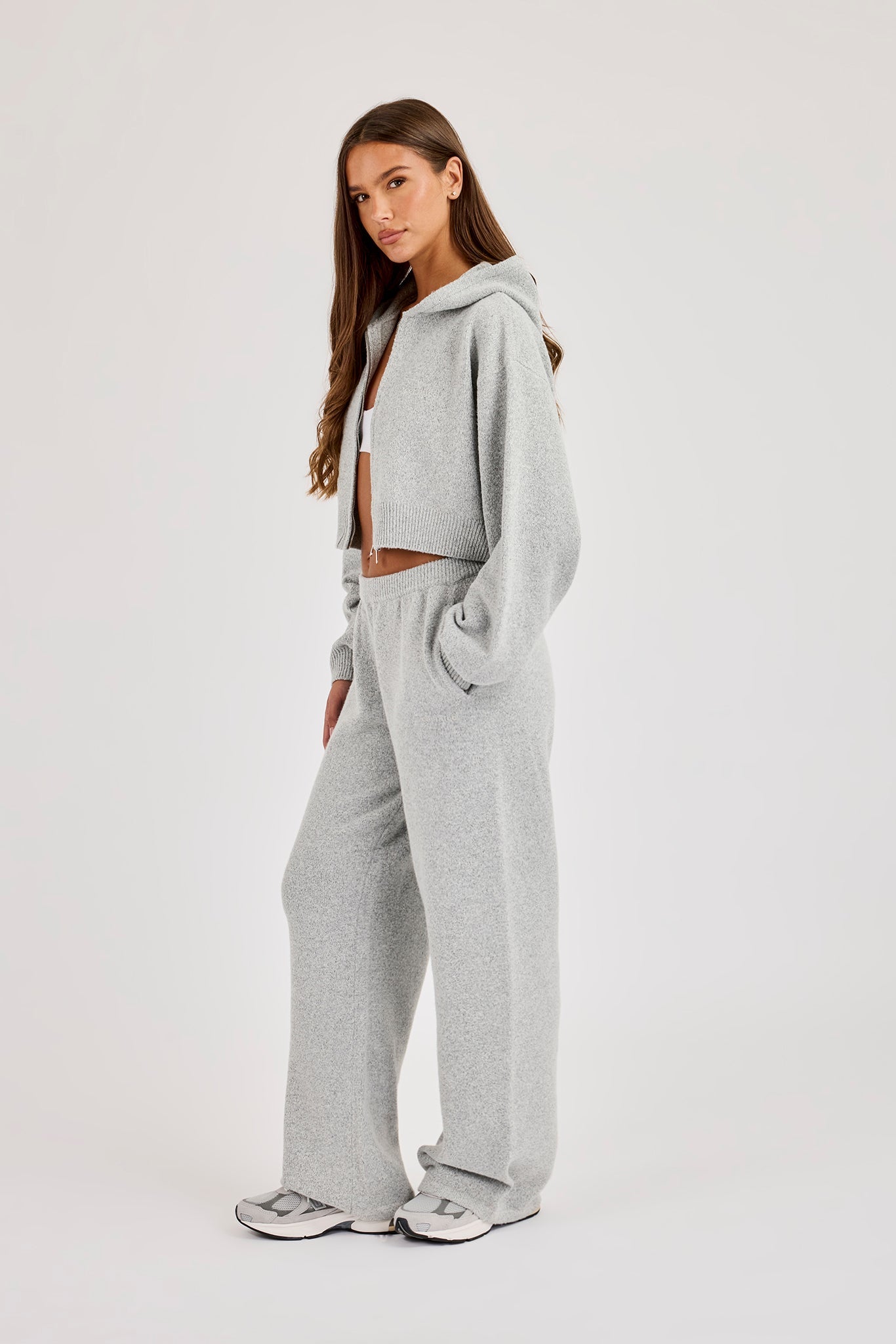 Cernucci Knitted Logo Wide Leg Jogger - Grey