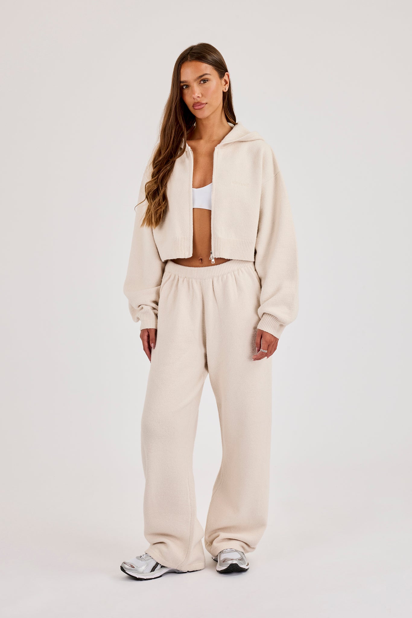 Cernucci Knitted Logo Cropped Zip Hoodie & Wide Leg Jogger – Oatmeal