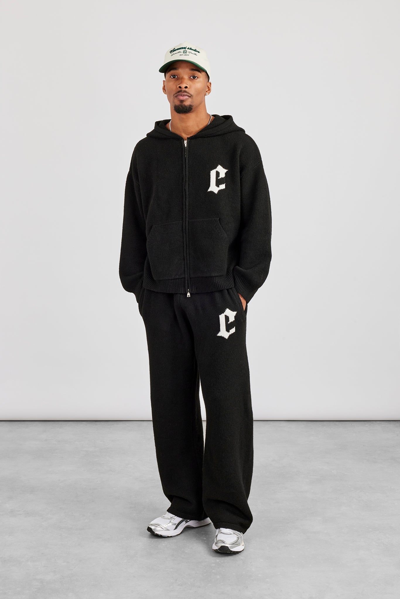 Mens C Knitted Jogger - Black