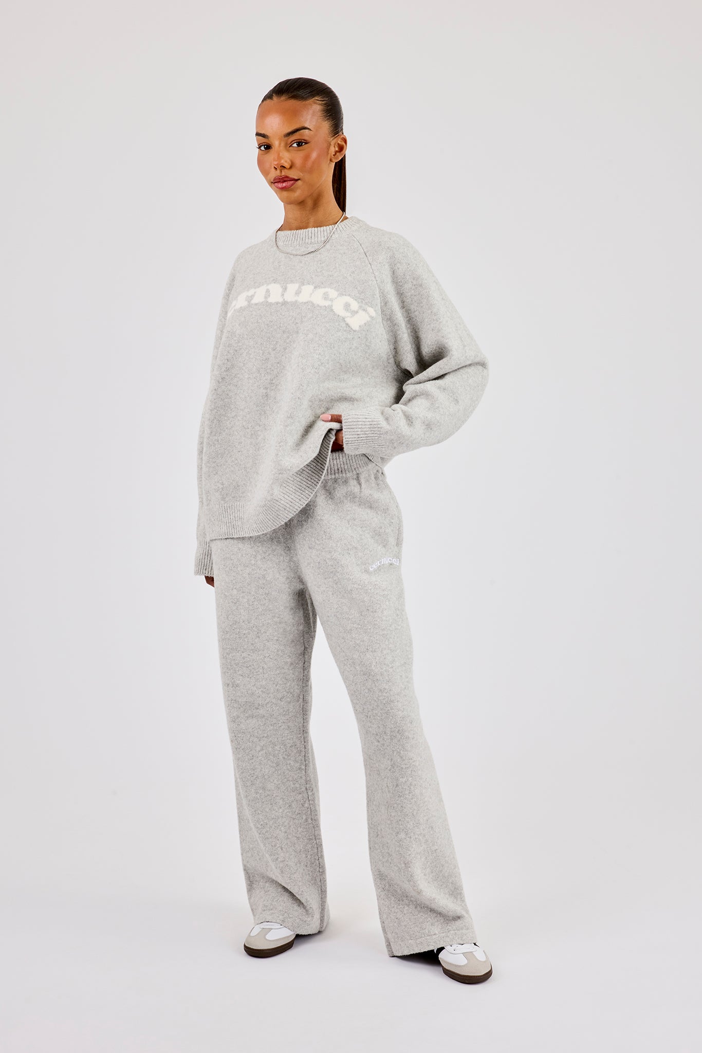 Knit Logo Jogger - Grey