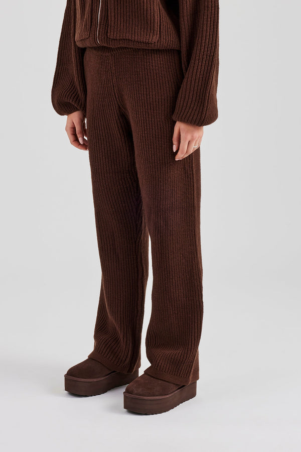 Ribbed Knitted Straight Leg Jogger - Chocolate