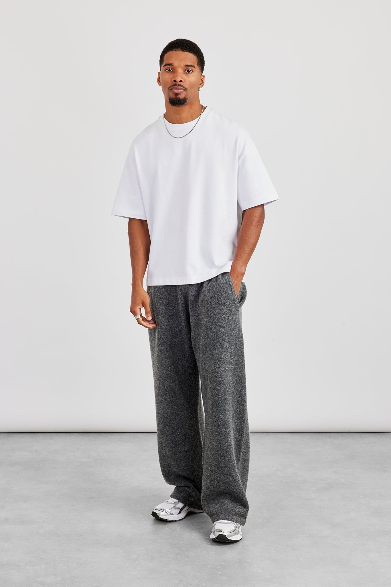 Knitted Relaxed Jogger - Grey