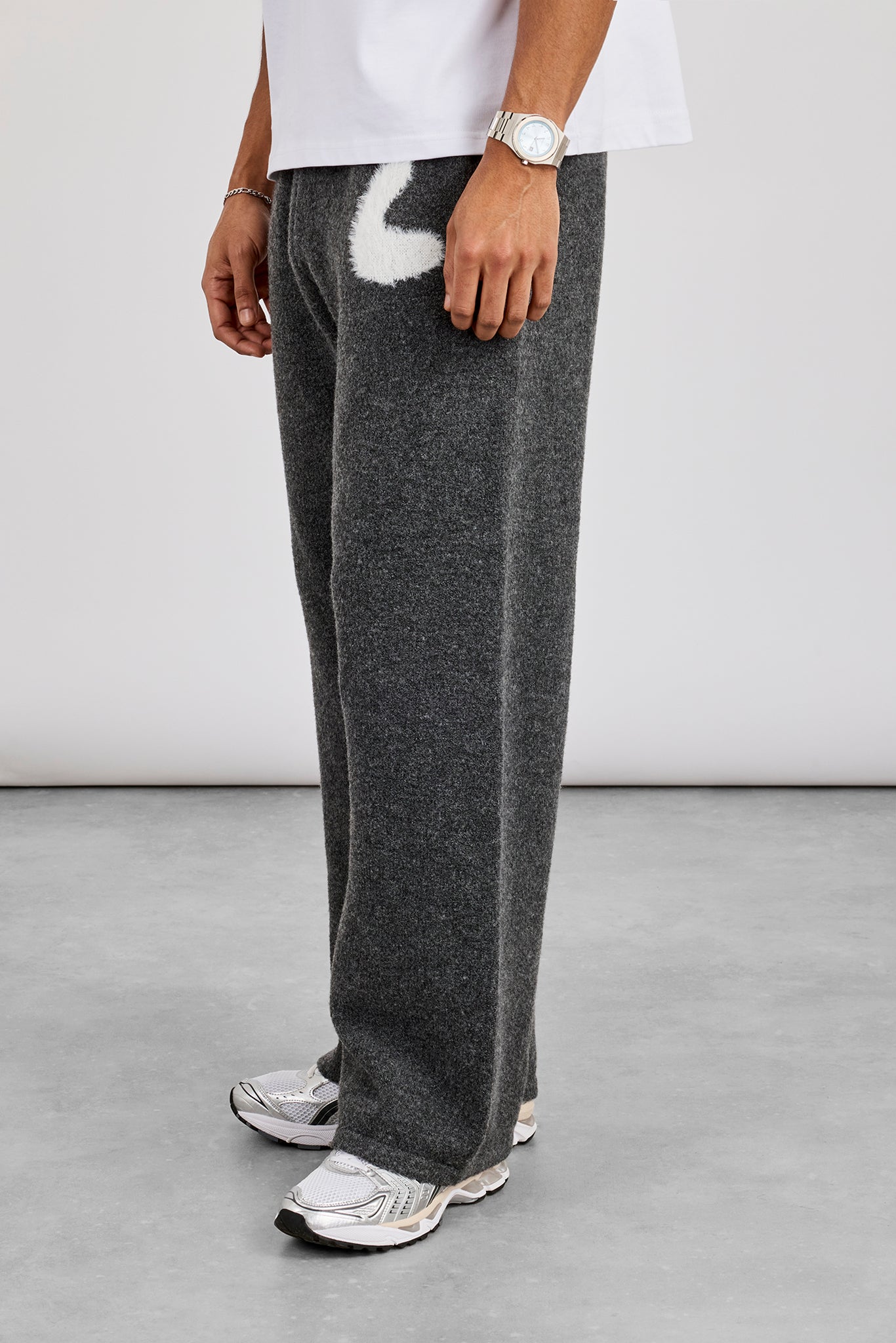 Relaxed Knitted Intarsia Jogger - Charcoal