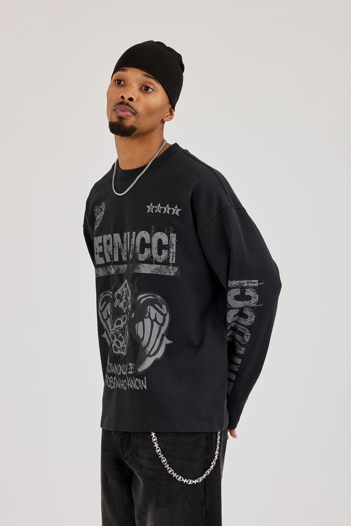 Long Sleeve Dice Graphic T-Shirt - Black