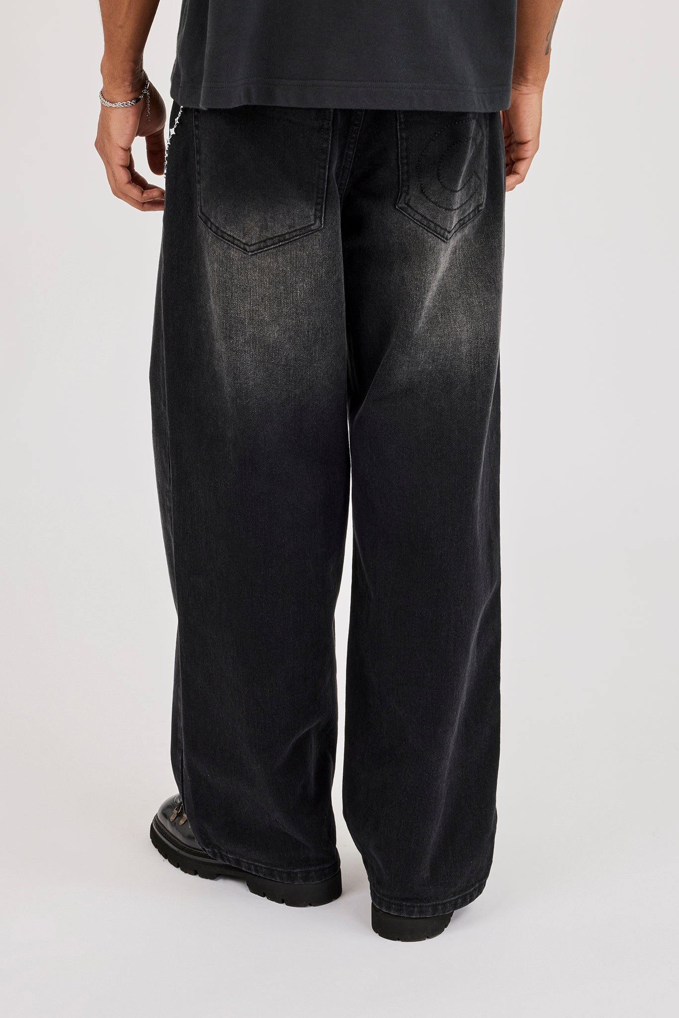 Mens Baggy Jean & 10mm Star Outline Jean Chain - Washed Black