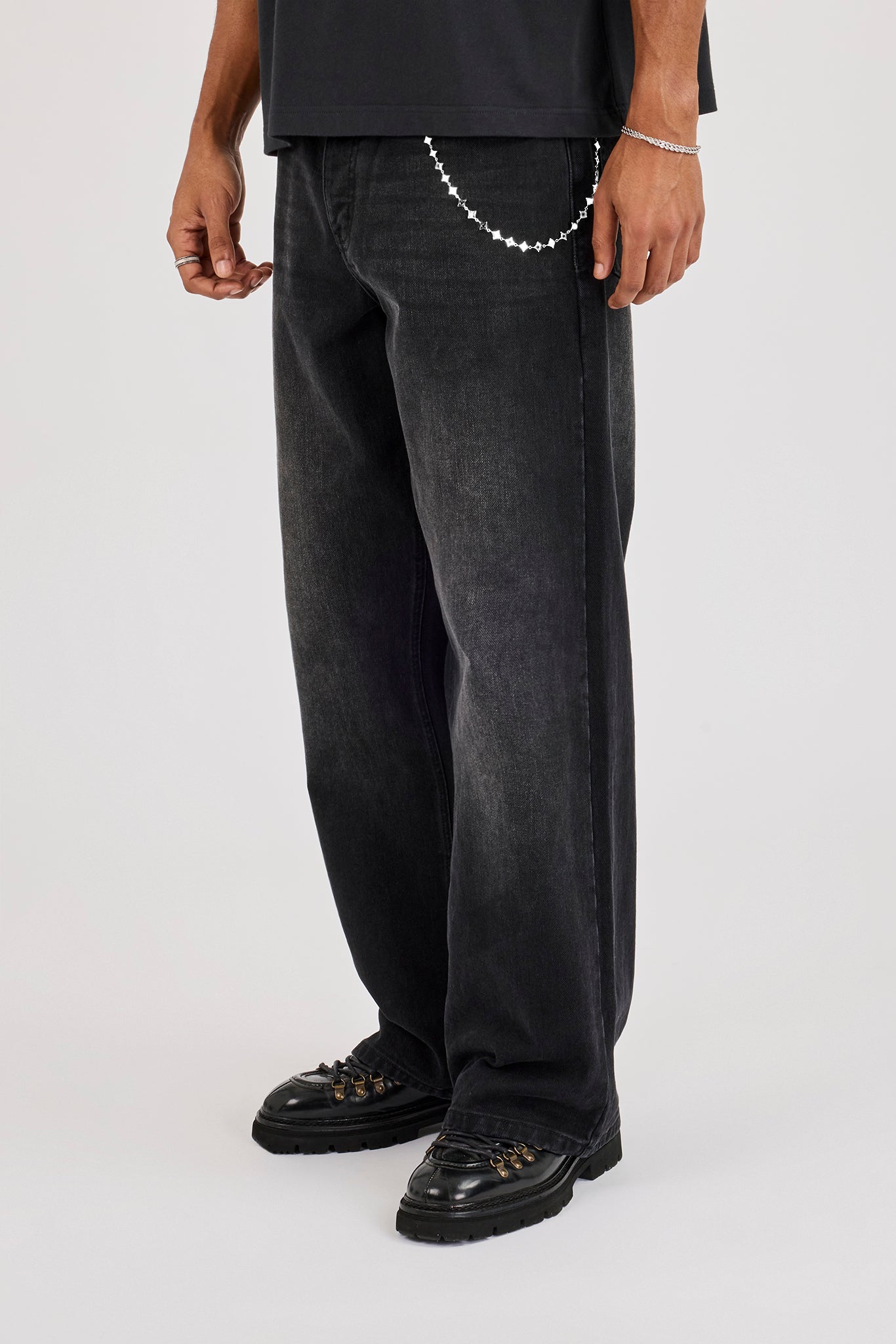 Mens Baggy Jean & 10mm Star Outline Jean Chain - Washed Black