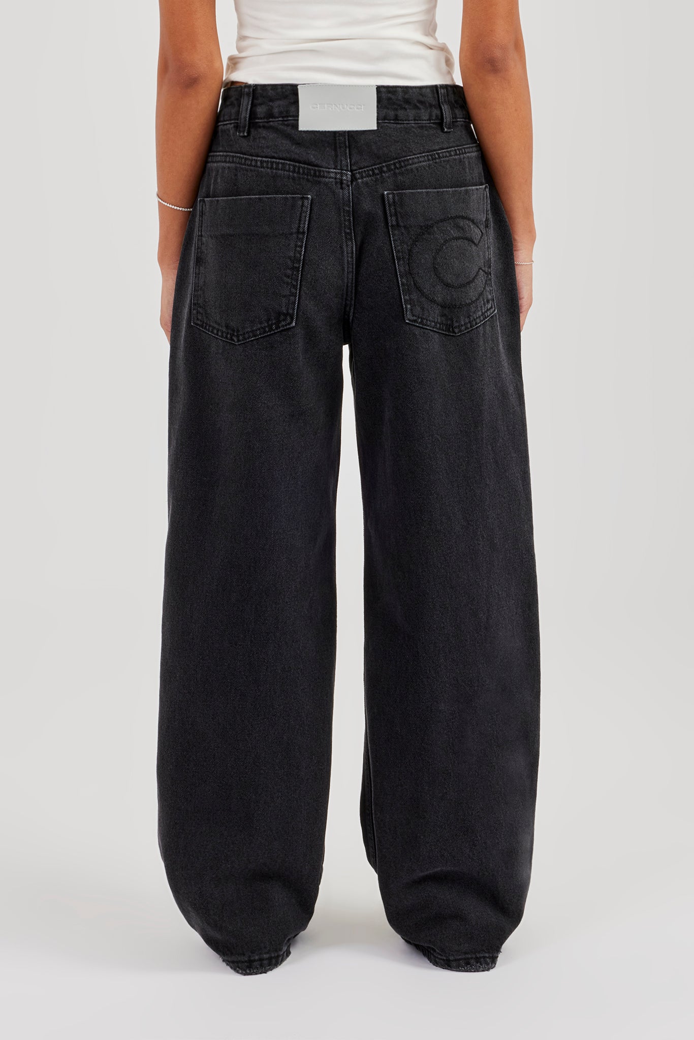 Low Rise Baggy Jean - Washed Black