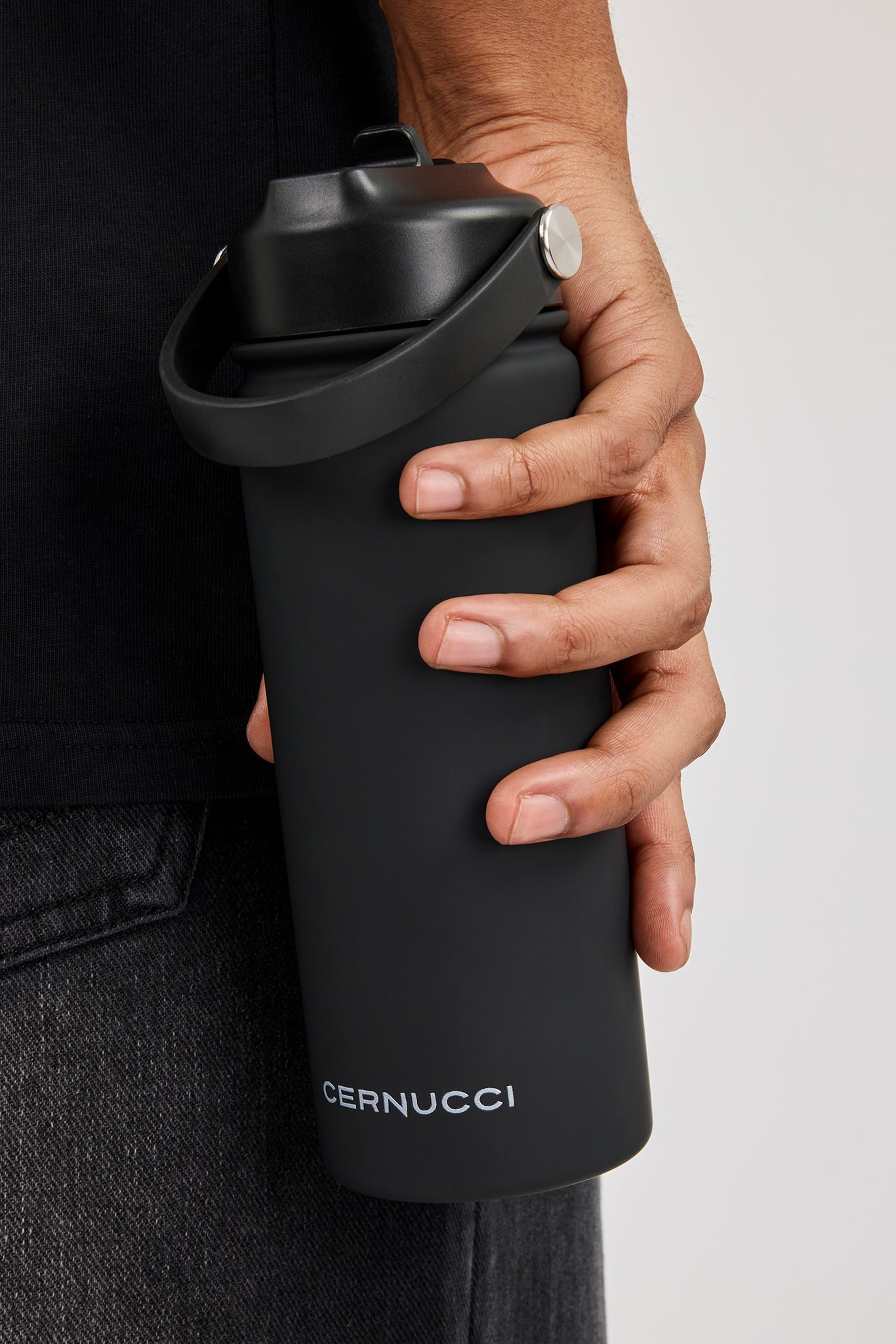 Cernucci Branded Bottle - Matte Black