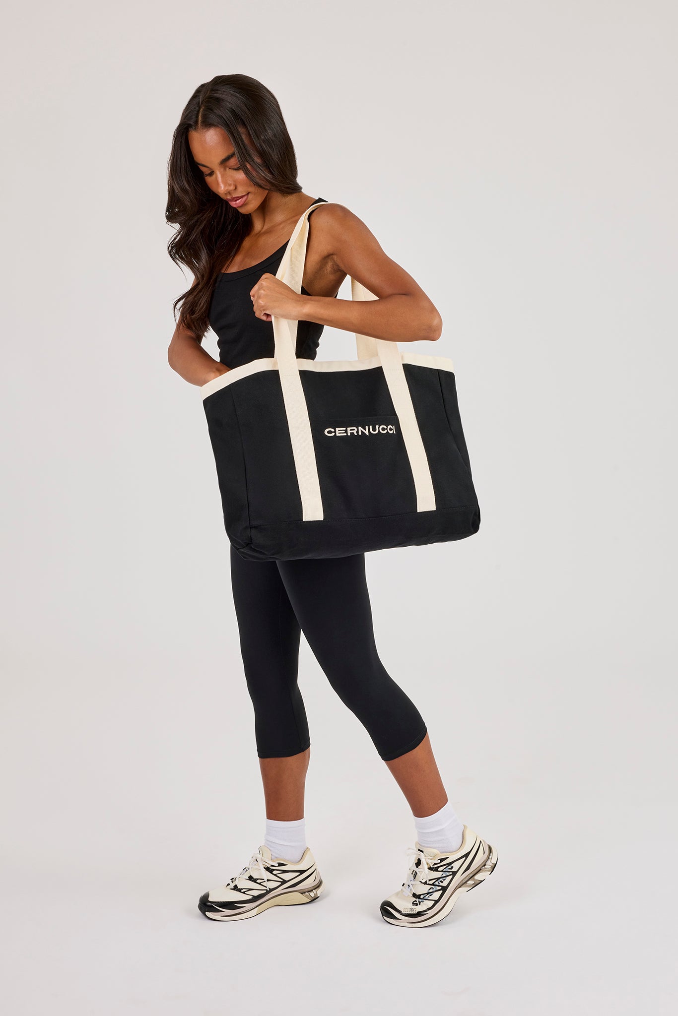 Contrast Embroidered Tote Bag - Black
