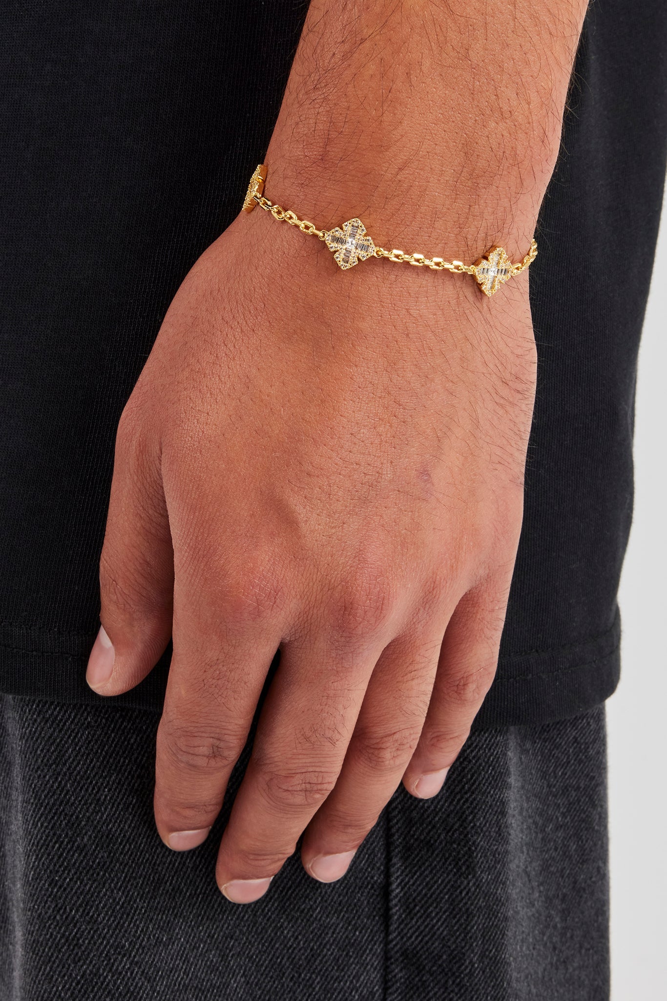 Iced Cross Motif Rolo Bracelet - 8mm - Gold