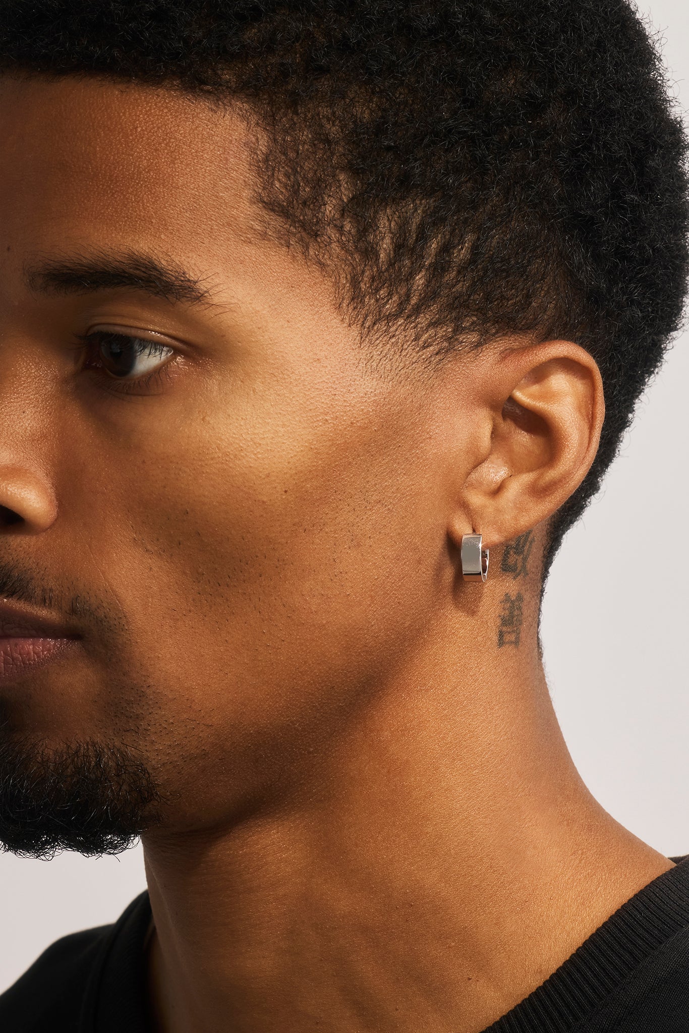 Polished Huggie Hoop Earrings - 10mm - White