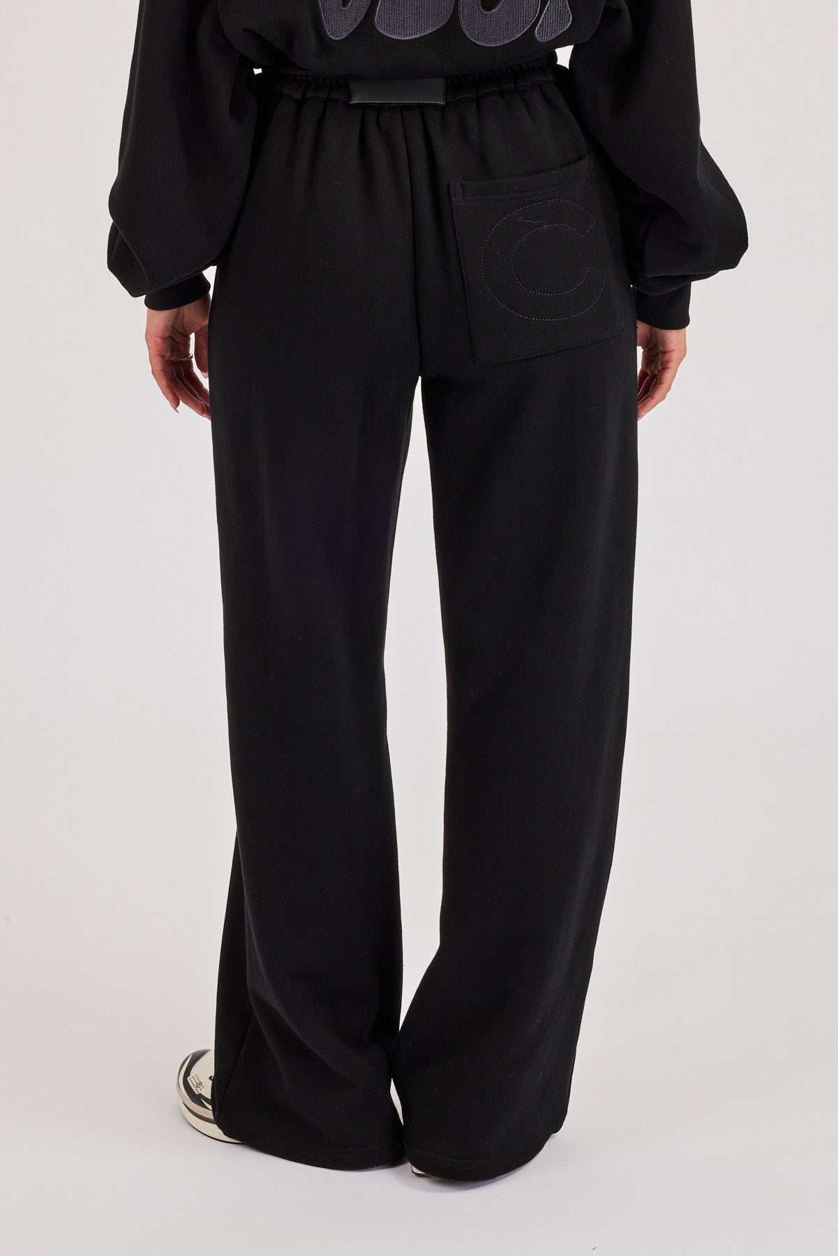 Chain Stitch Wide Leg Jogger - Black