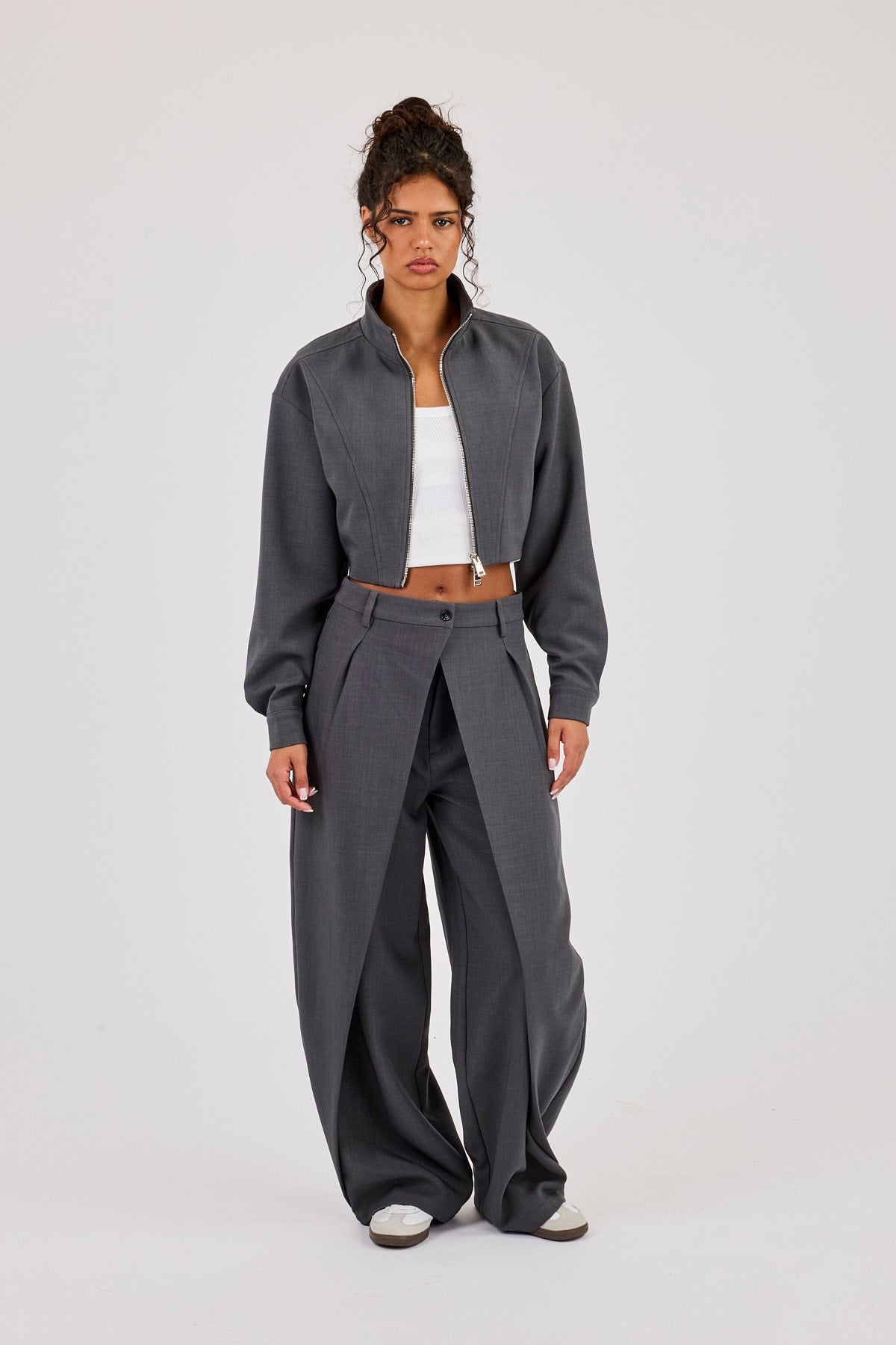 Woven Seam Detail Jacket & Double Pleat Barrel Leg Trouser - Charcoal