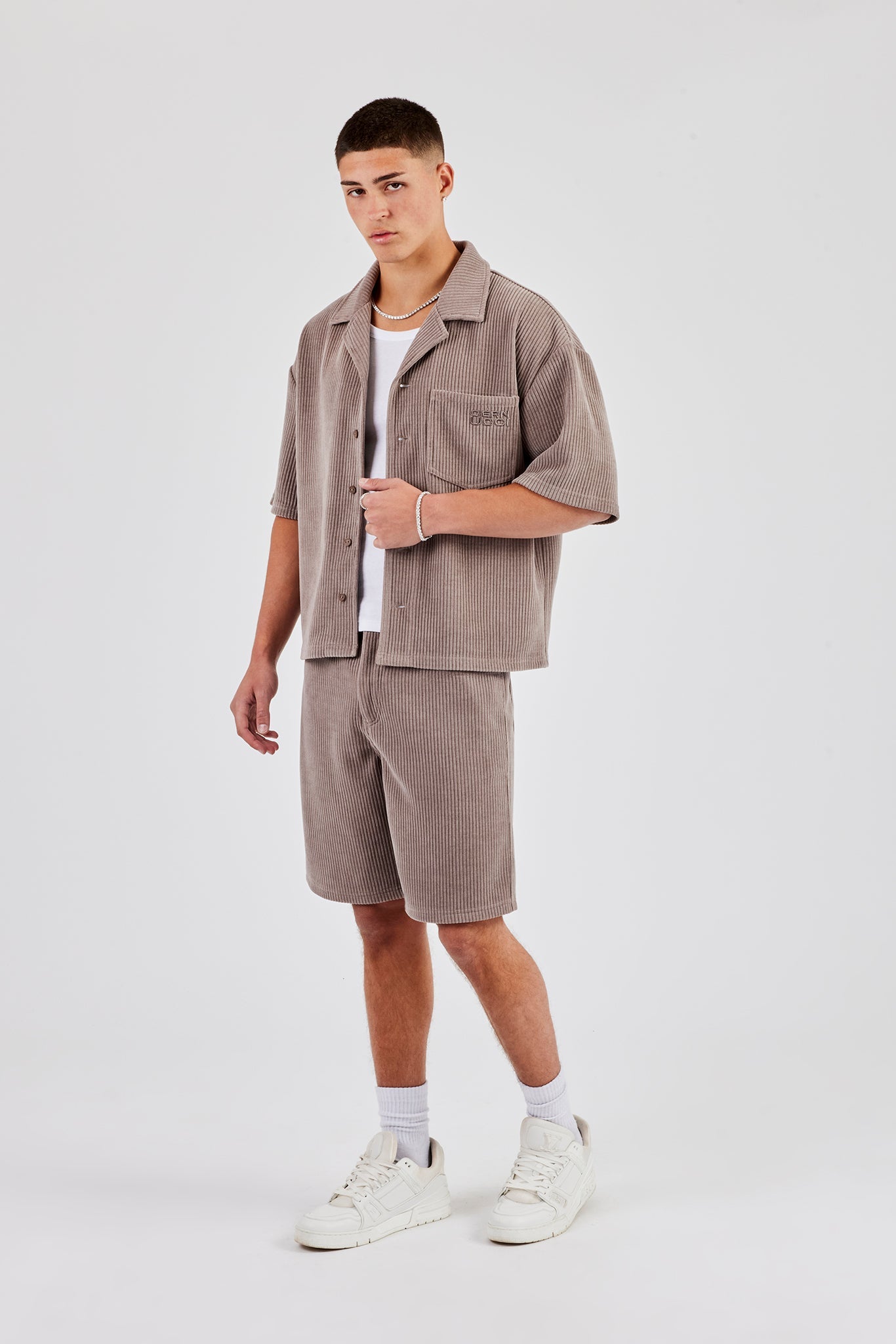 Relaxed Cord Short - Taupe