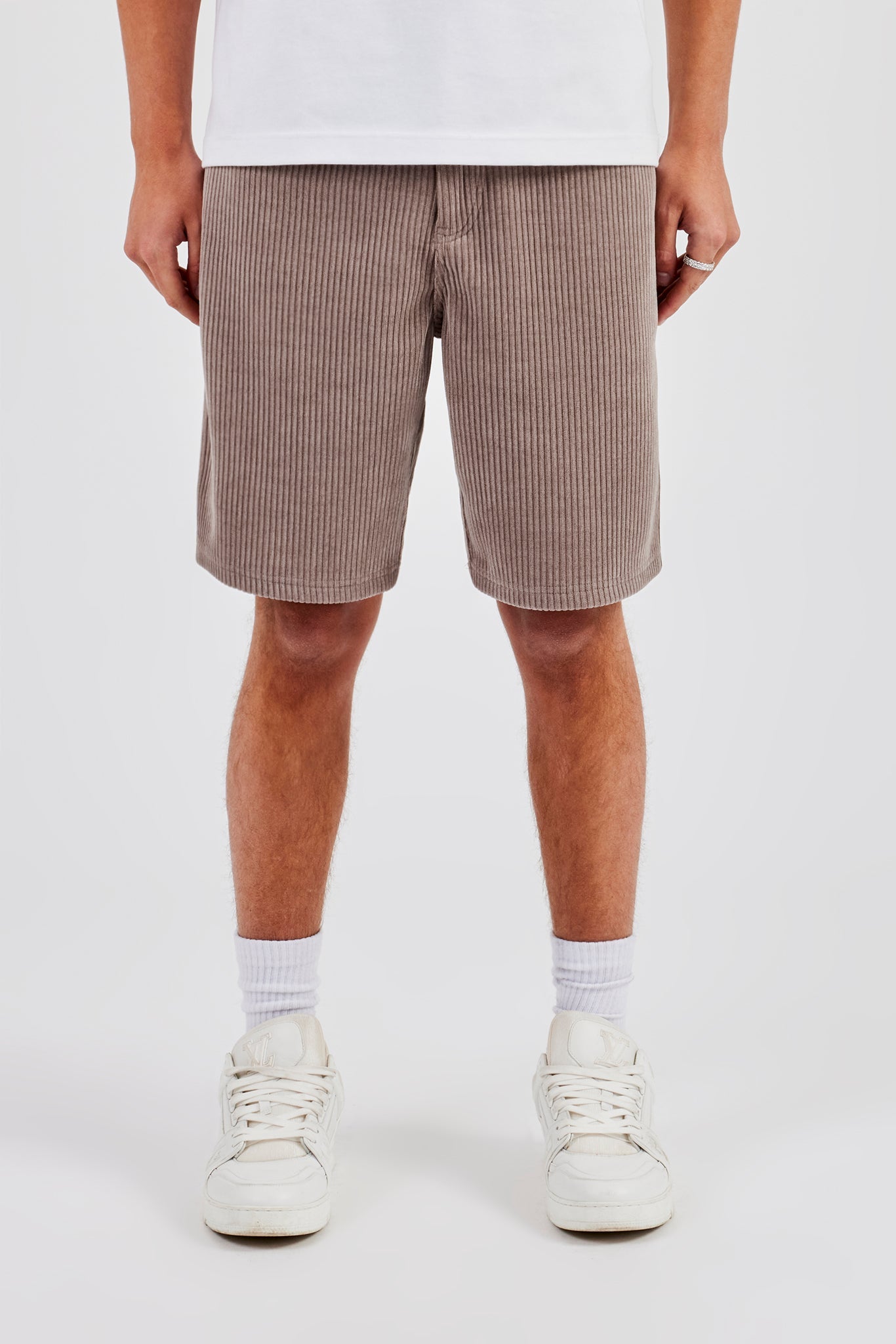 Relaxed Cord Short - Taupe