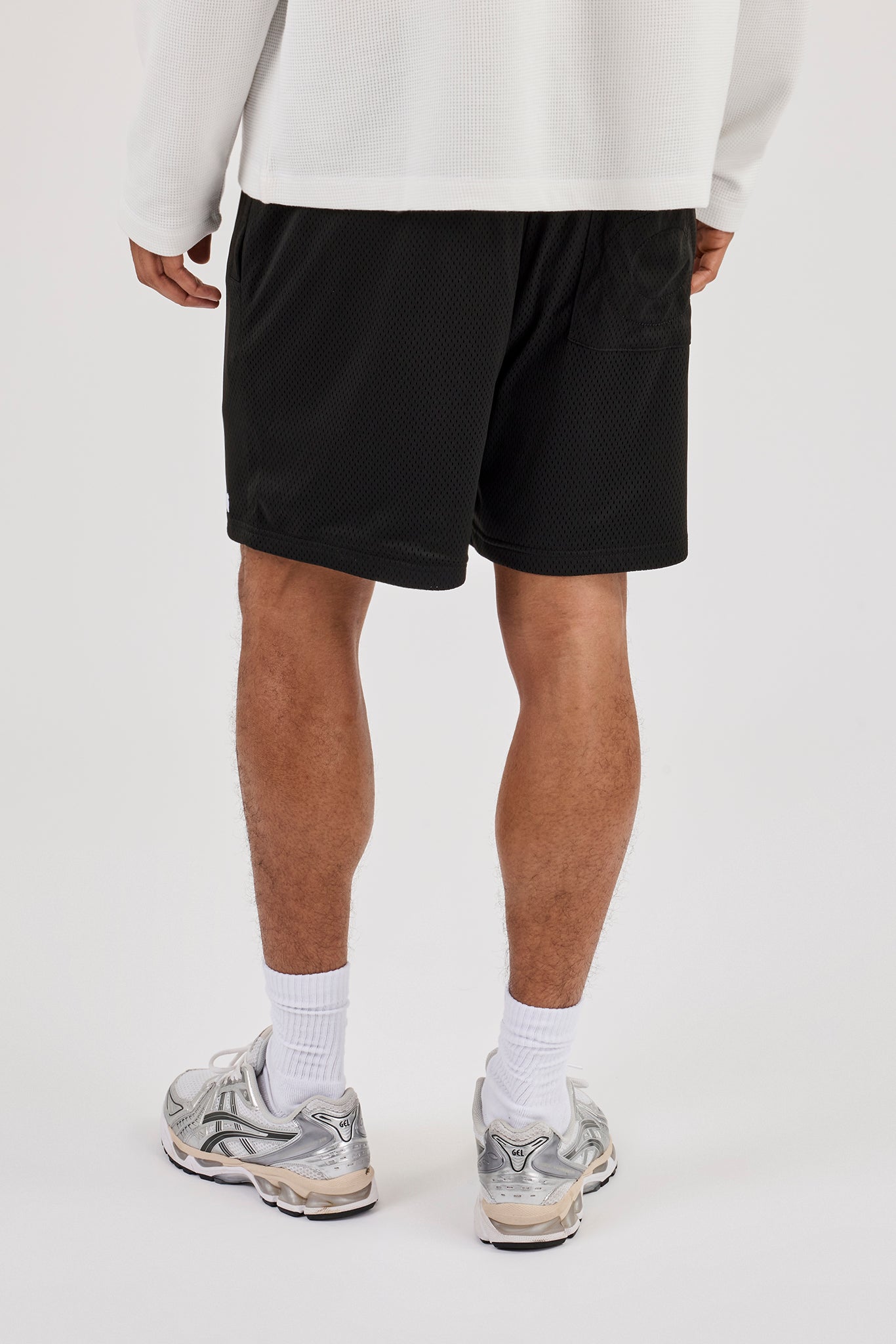 Relaxed Mesh Logo Short - Black