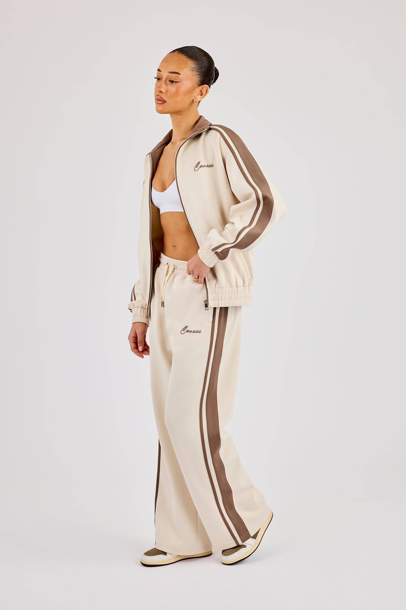 Taping Contrast Collar Tracksuit - Off White