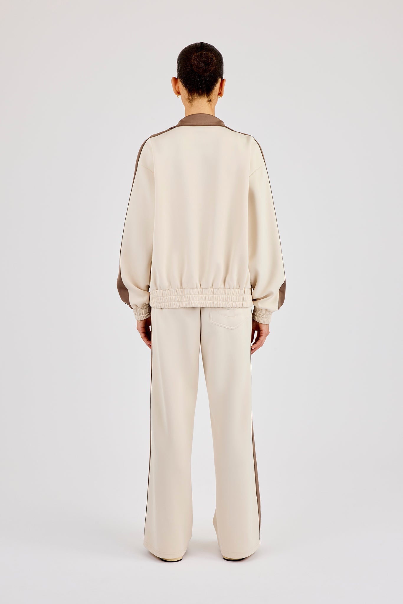 Taping Contrast Collar Tracksuit - Off White