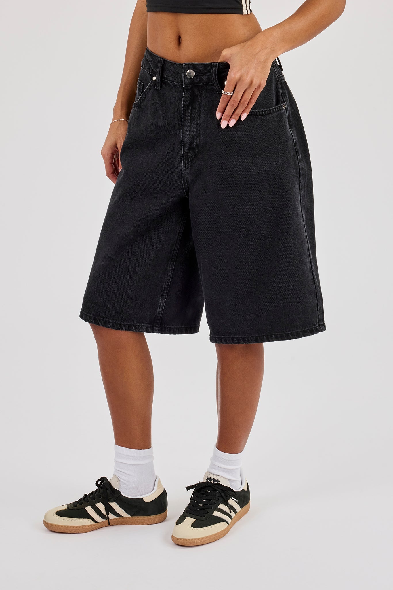 Ladies Baggy Denim Jort - Washed Black