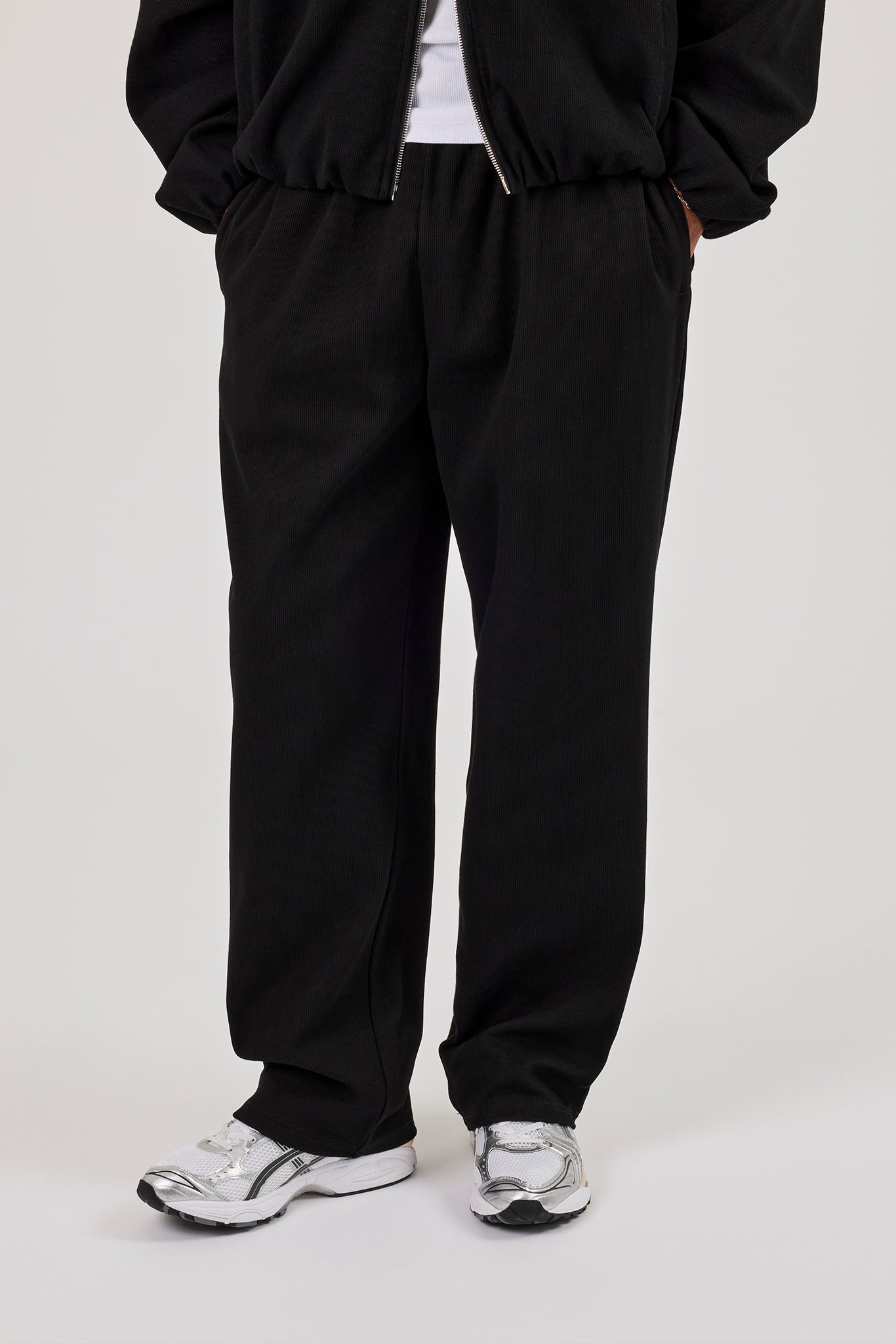Ottoman Rib Relaxed Jogger - Black