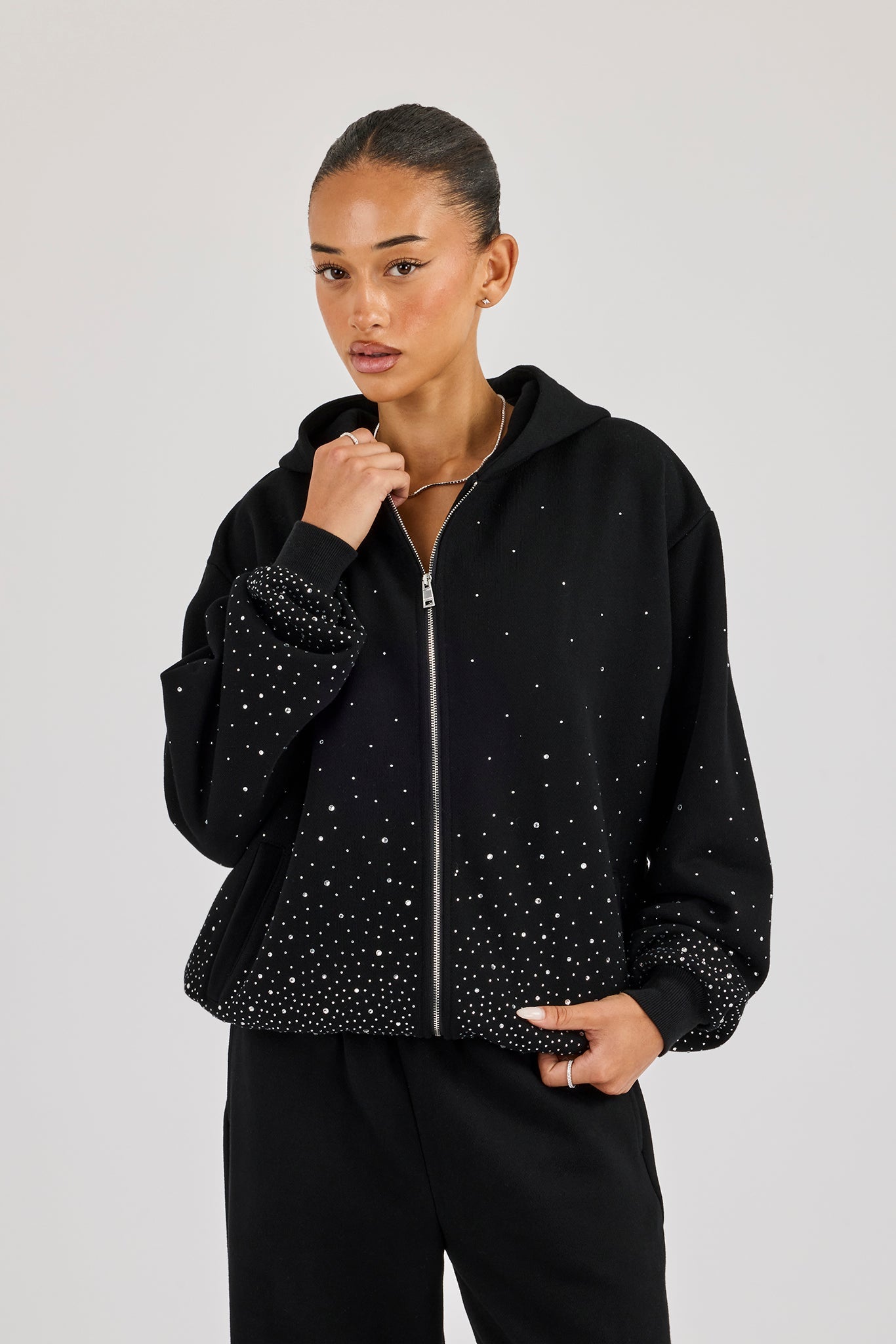 【BLACK】Rhinestone zip hoodie EHW1800-85RS_BLACK_01.jpg?crop